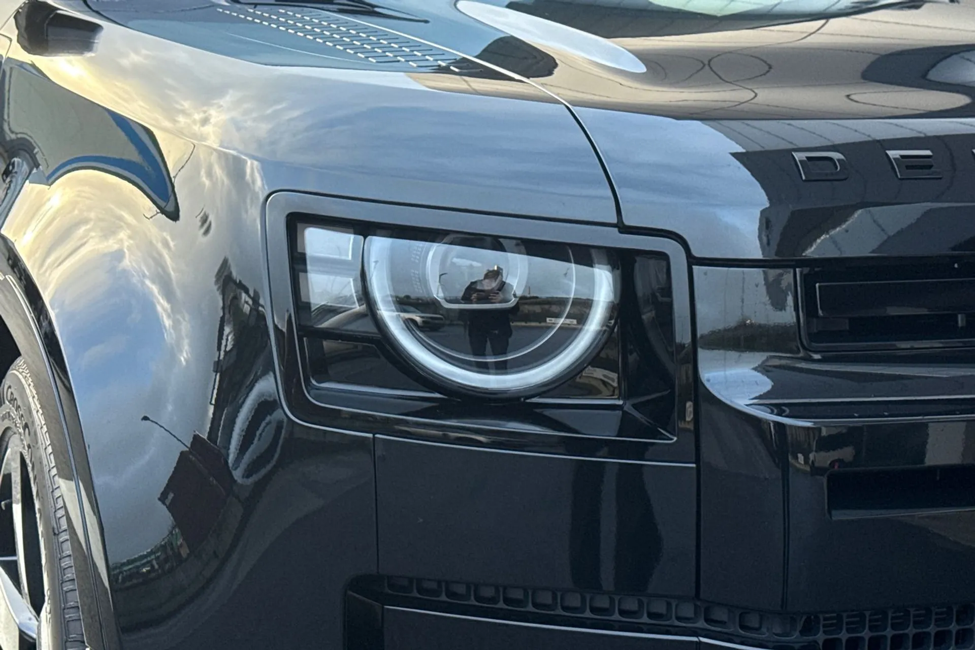 LAND ROVER Defender 110 thumbnail image number 28