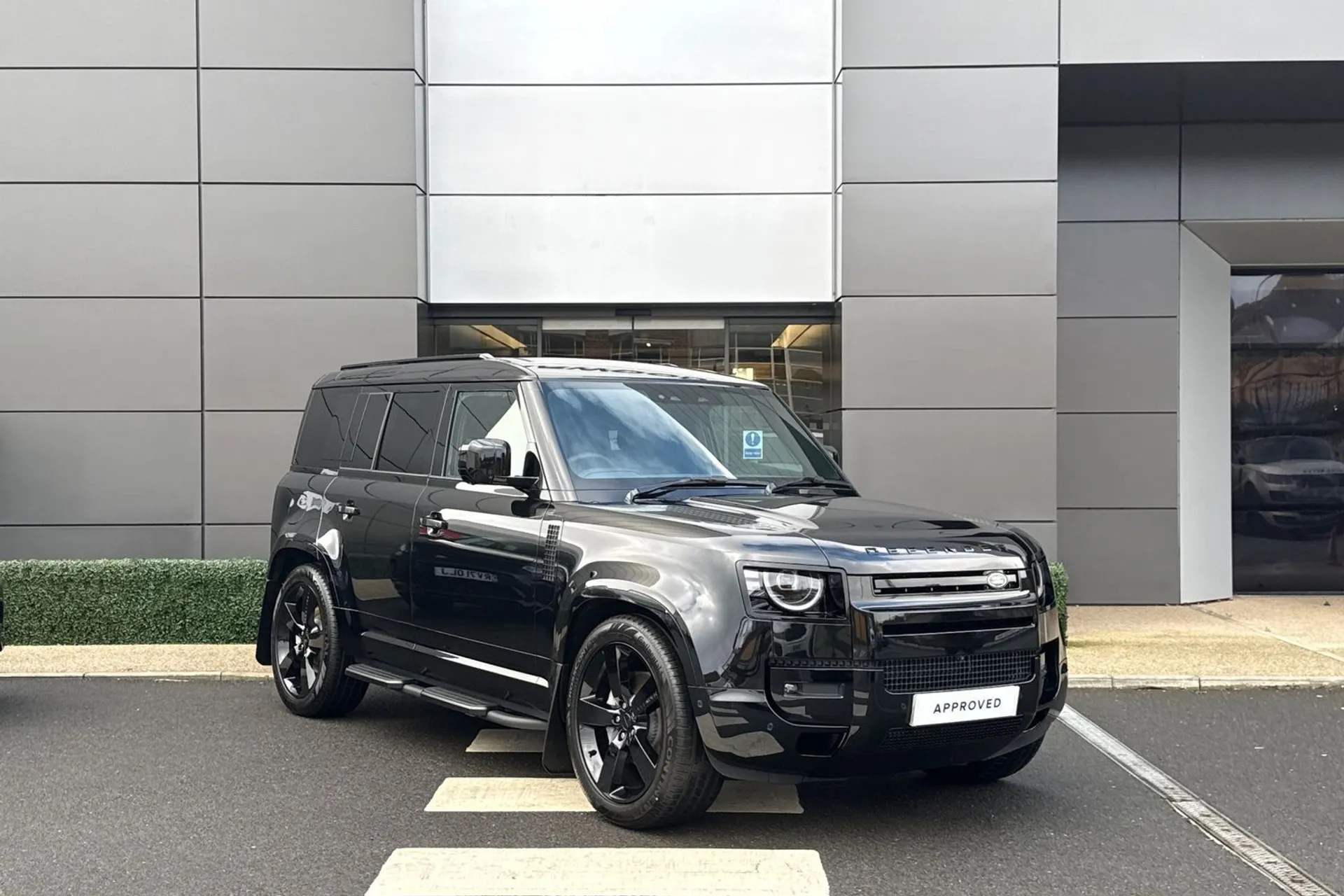 LAND ROVER Defender 110 thumbnail image number 68