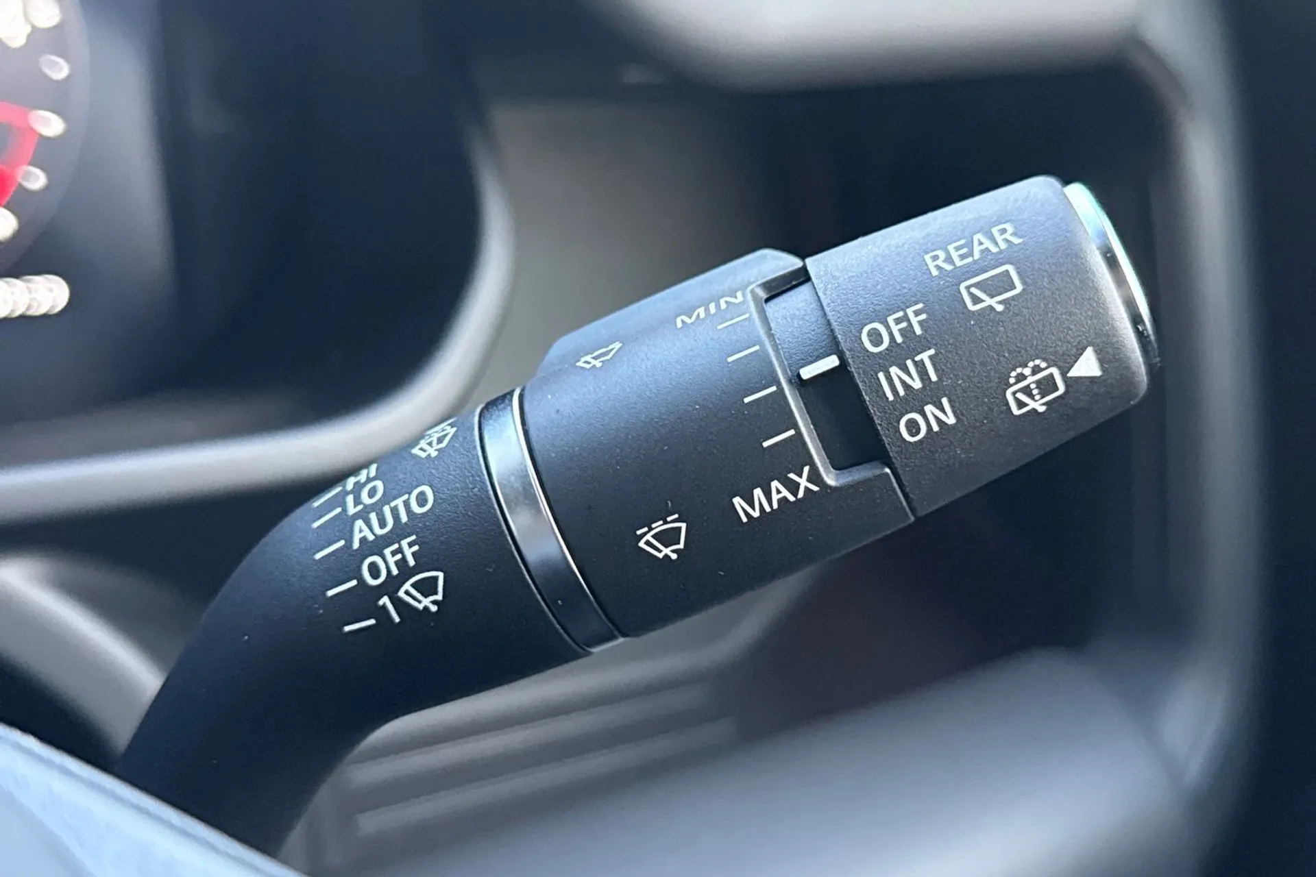 LAND ROVER Defender 110 thumbnail image number 67