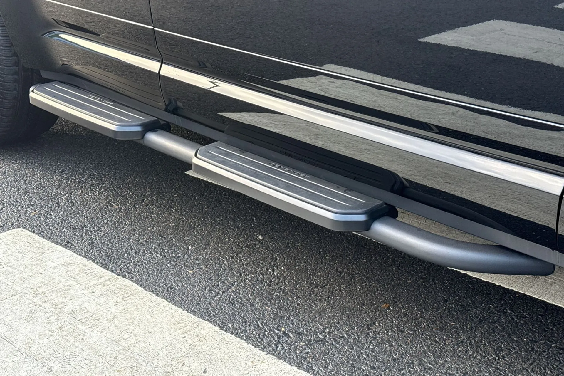 LAND ROVER Defender 110 thumbnail image number 15