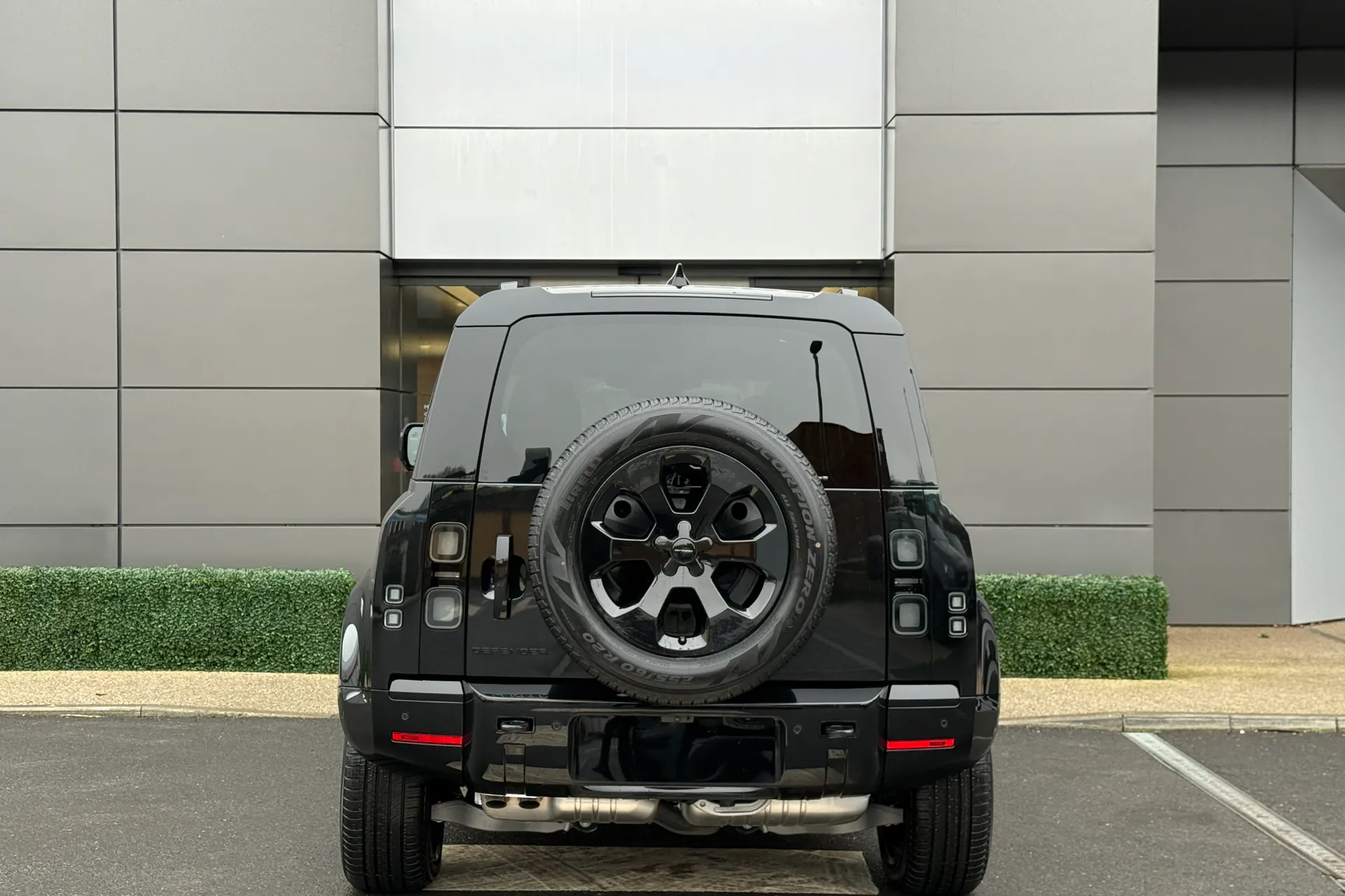 LAND ROVER DEFENDER thumbnail image number 15