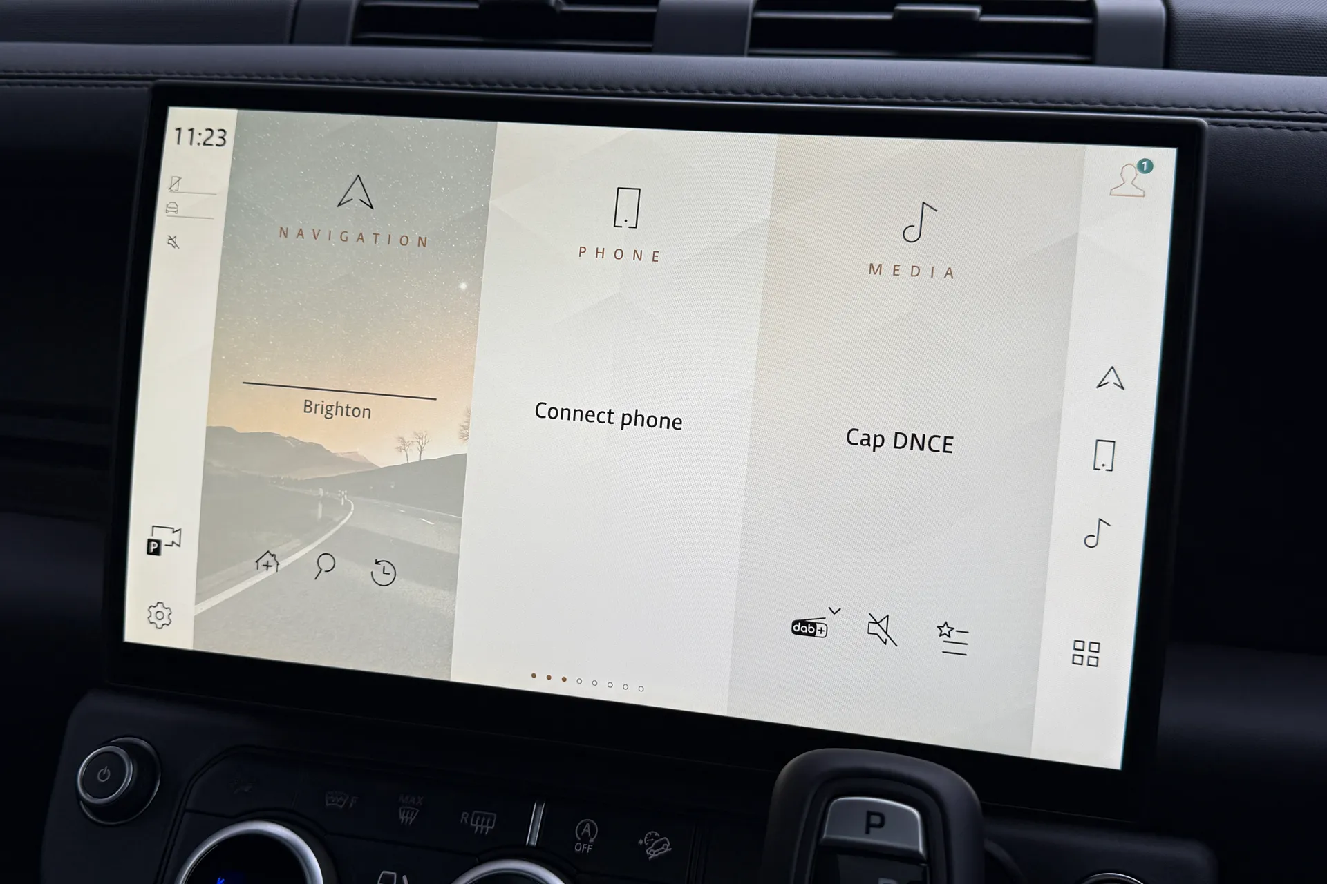 LAND ROVER DEFENDER thumbnail image number 39