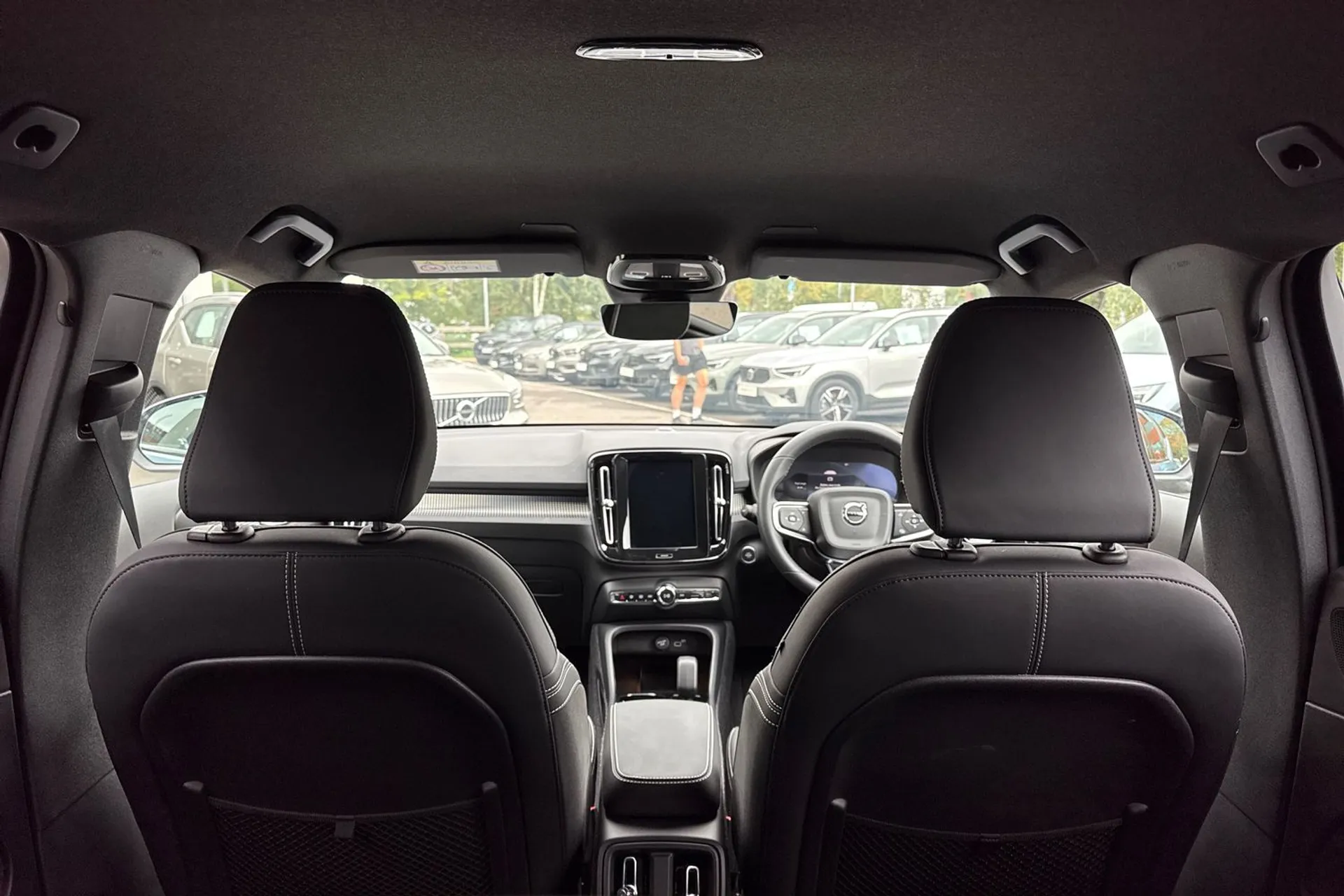 Volvo XC40 thumbnail image number 21