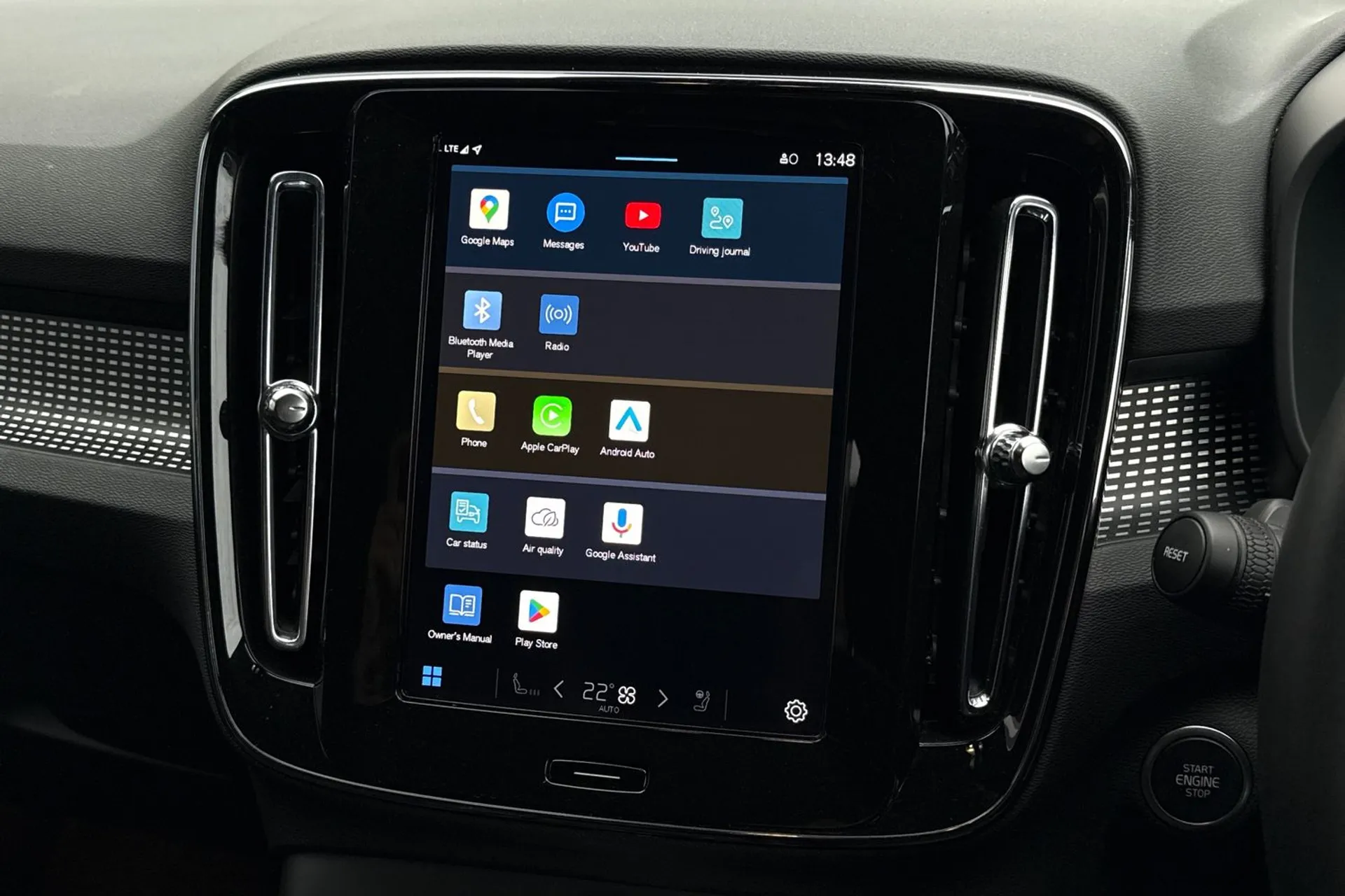 Volvo XC40 thumbnail image number 40