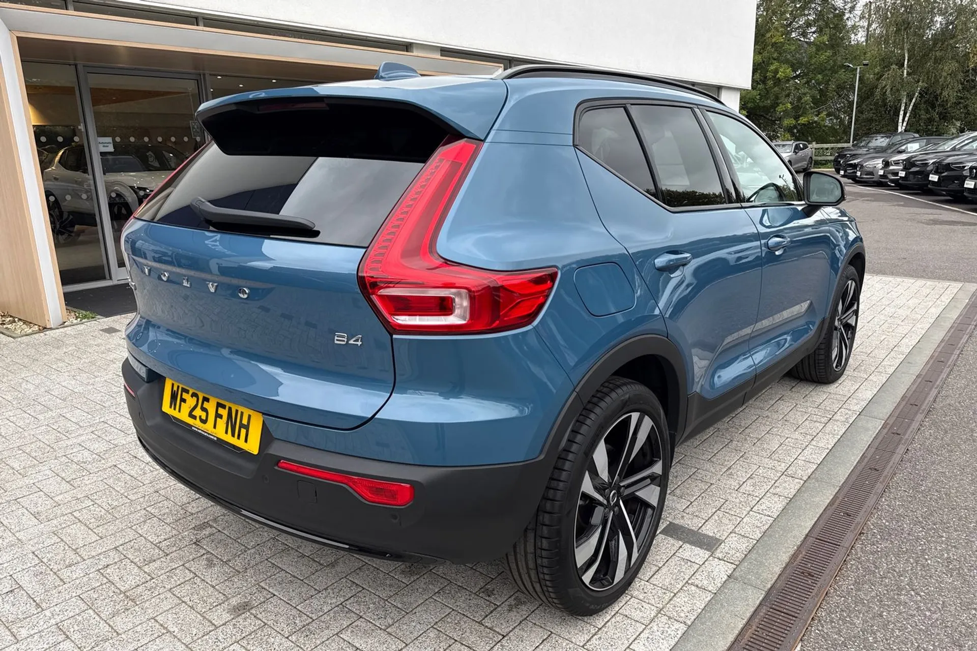 Volvo XC40 thumbnail image number 7