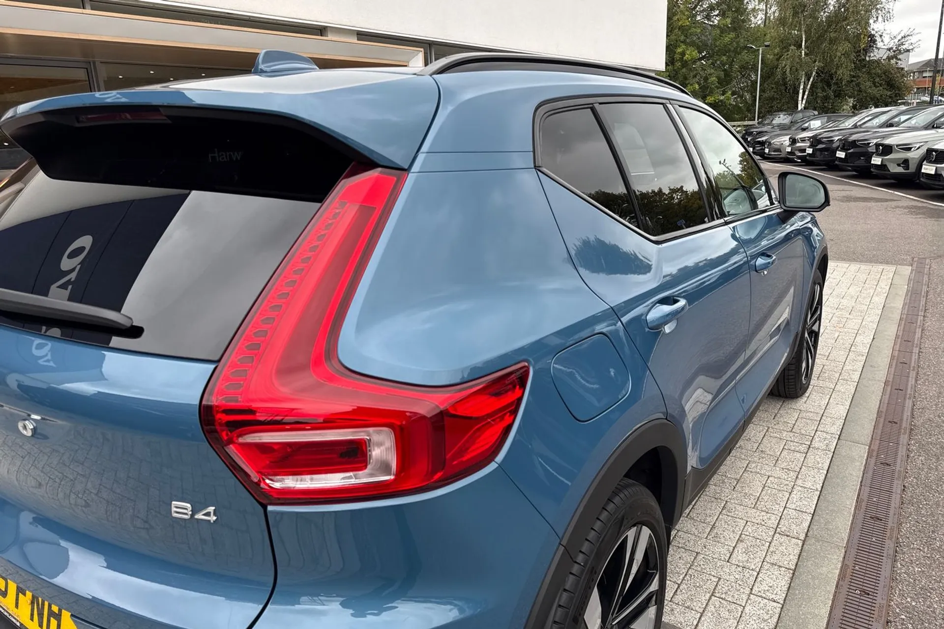 Volvo XC40 thumbnail image number 14