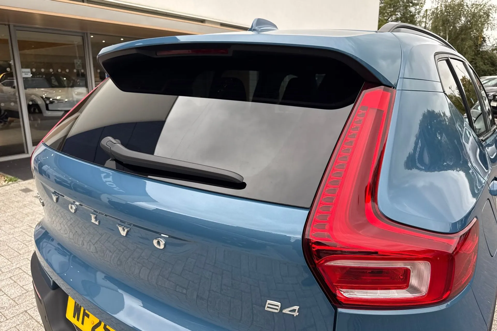 Volvo XC40 thumbnail image number 15