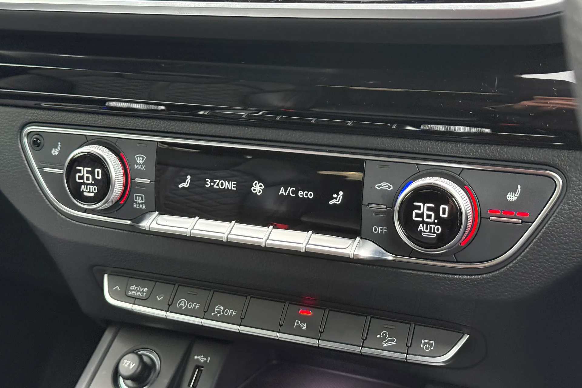 Audi Q5 thumbnail image number 20