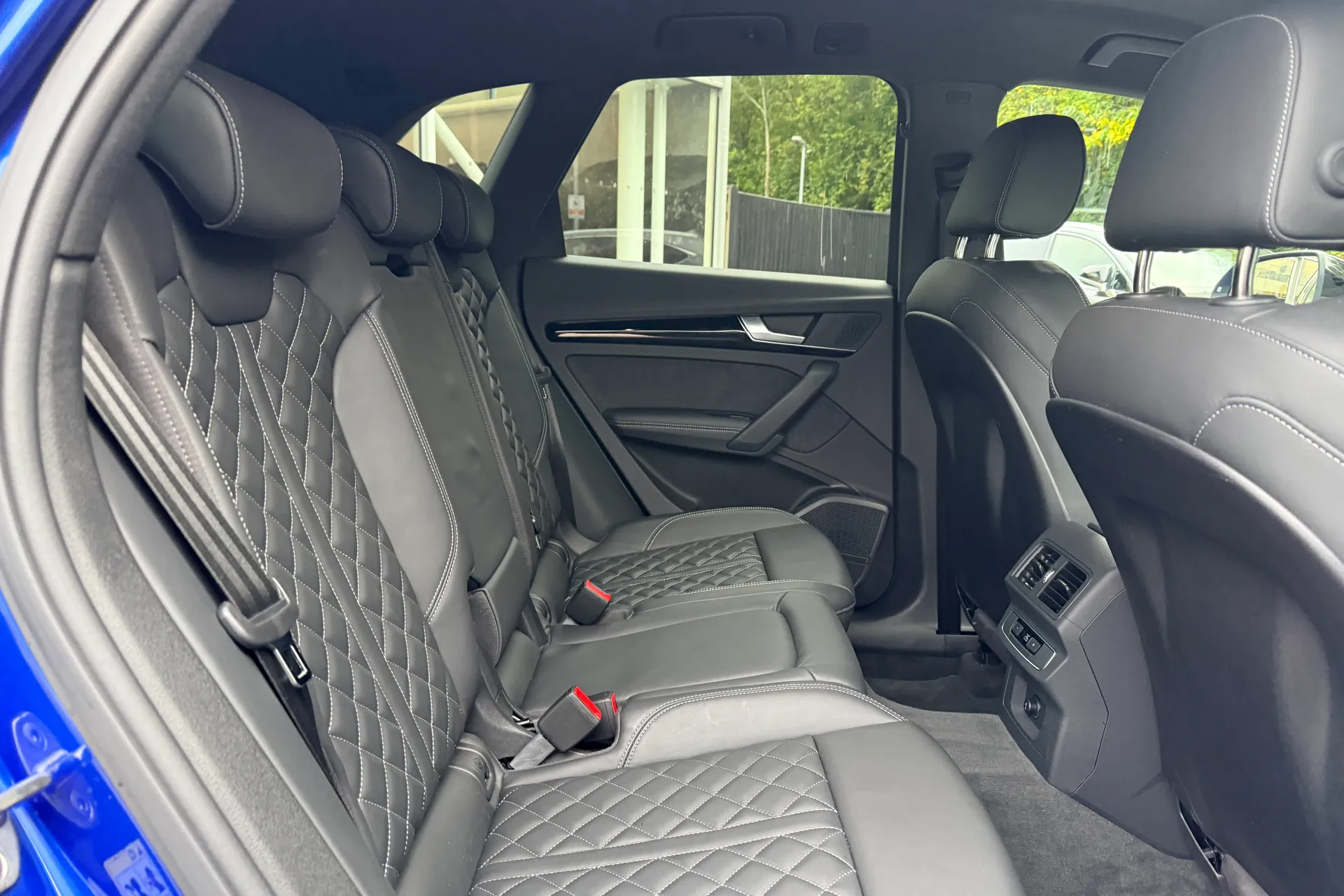 Audi Q5 thumbnail image number 29