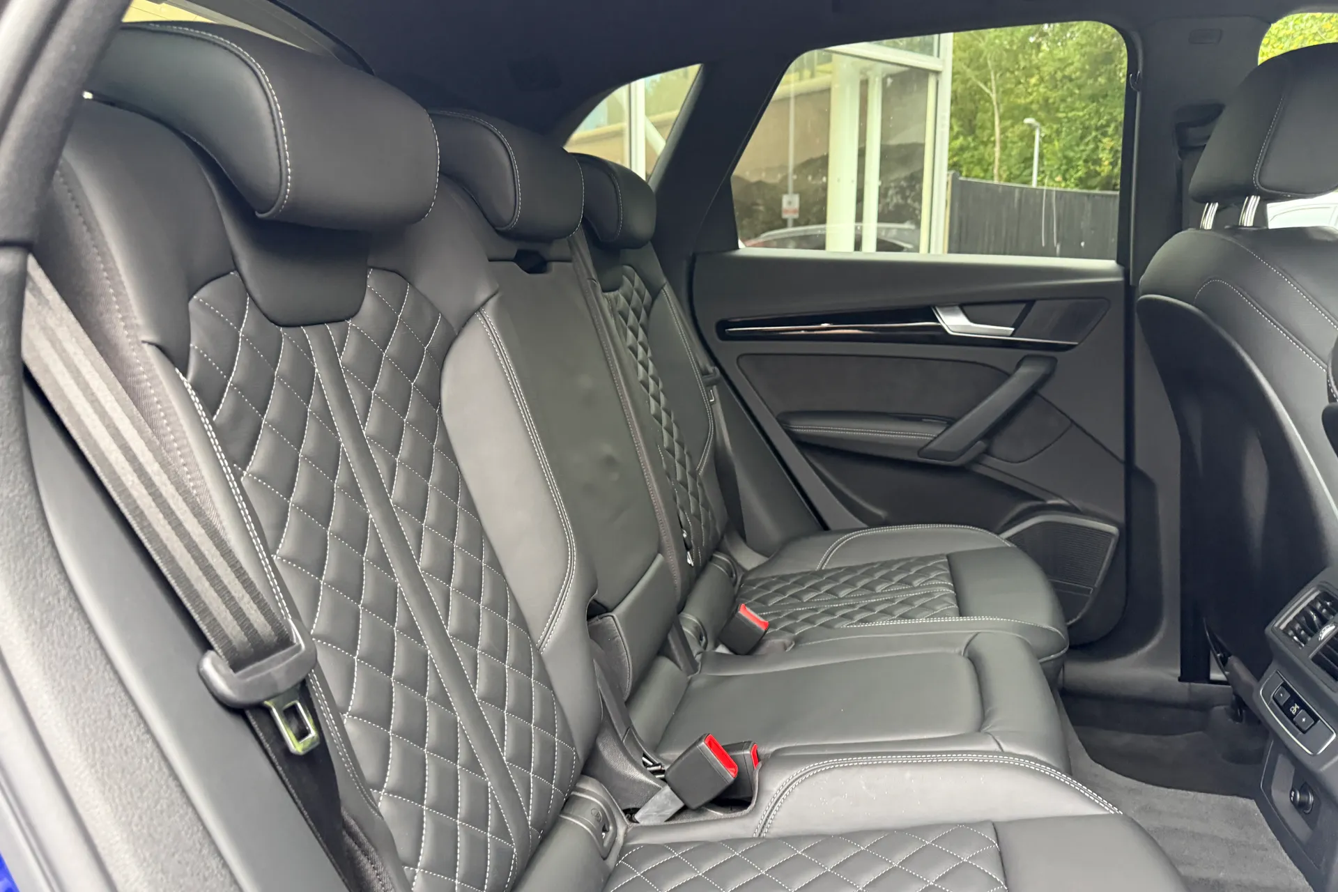 Audi Q5 thumbnail image number 28