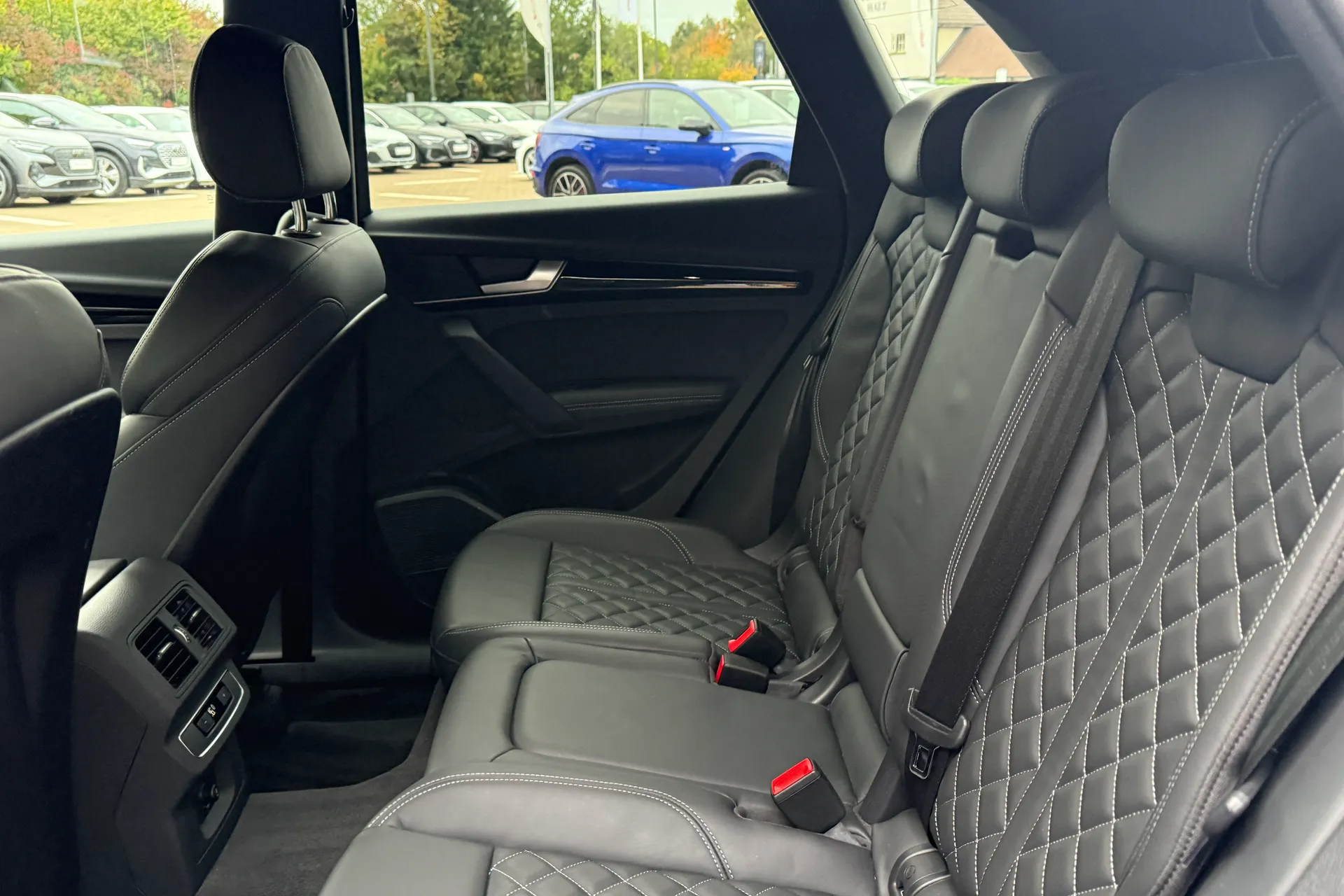 Audi Q5 thumbnail image number 47