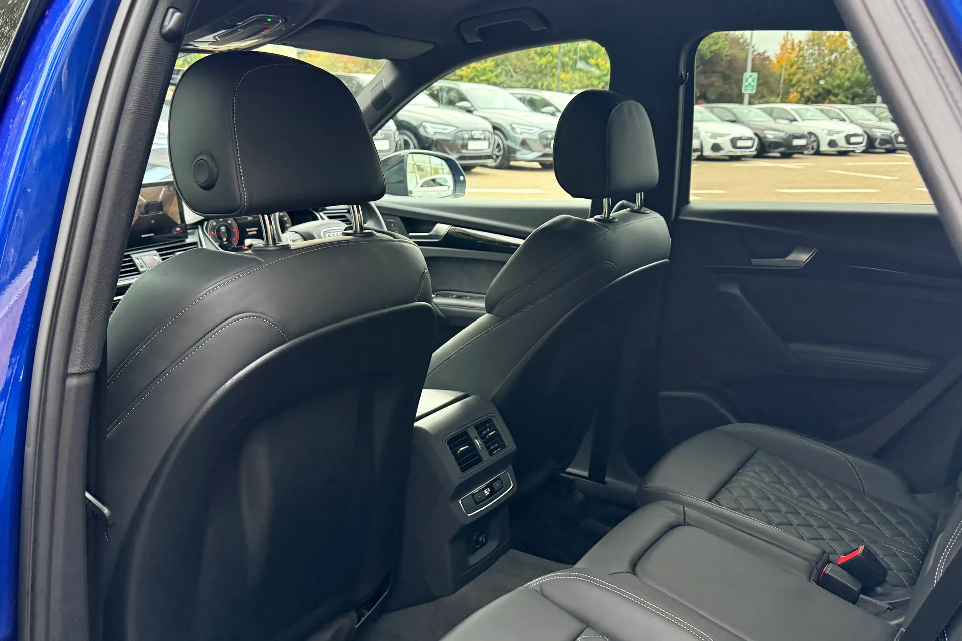 Audi Q5 thumbnail image number 46