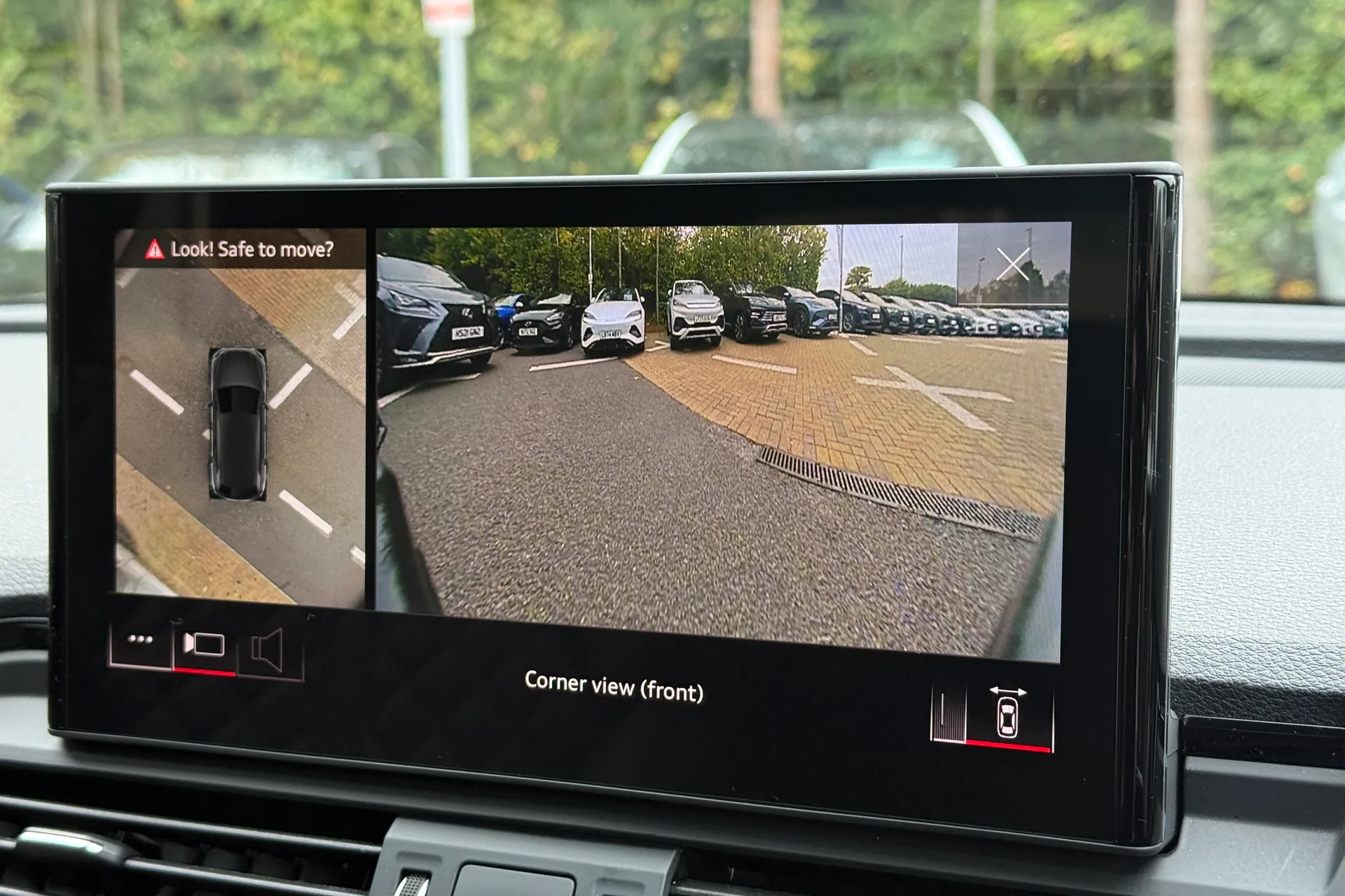 Audi Q5 thumbnail image number 16