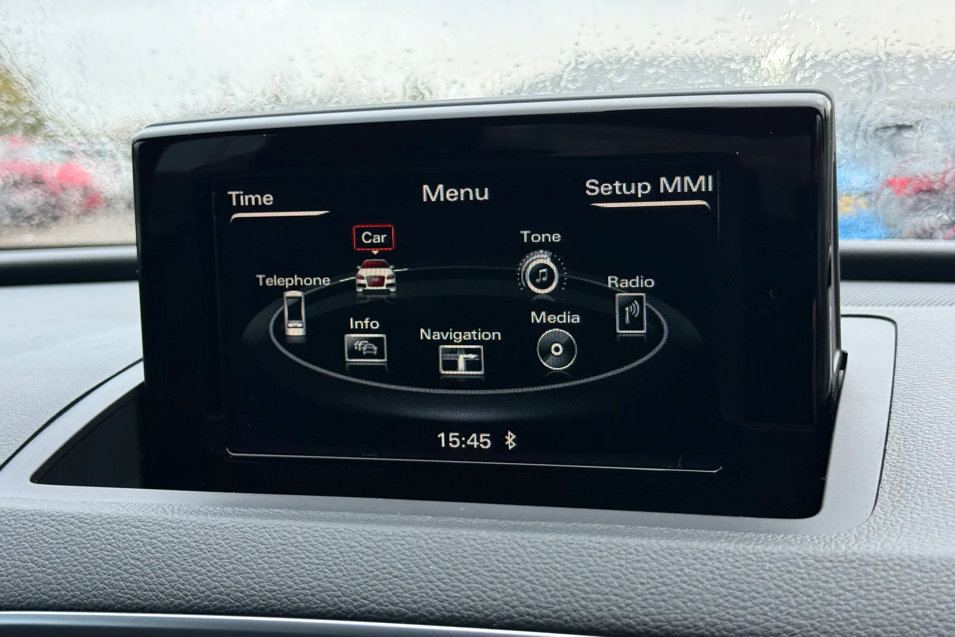 Audi Q3 thumbnail image number 12