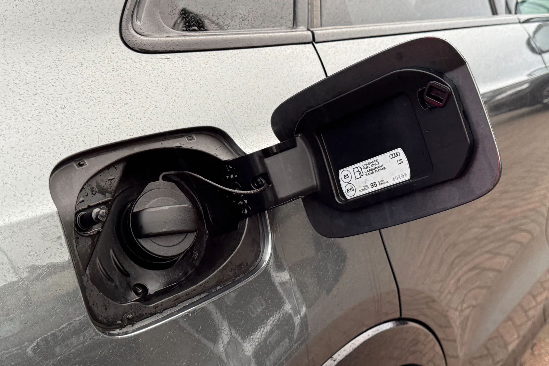 Audi Q3 thumbnail image number 44