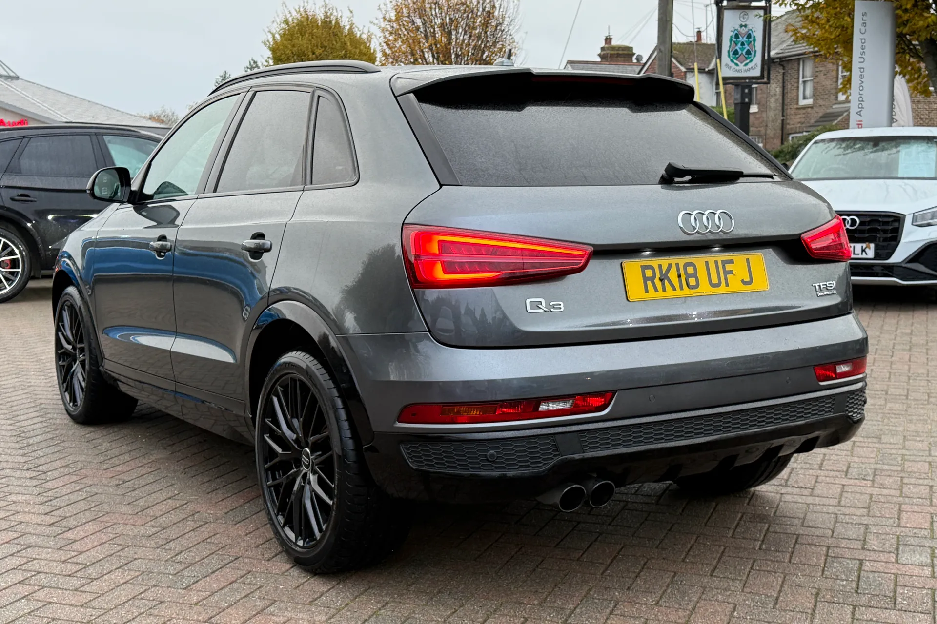 Audi Q3 thumbnail image number 30