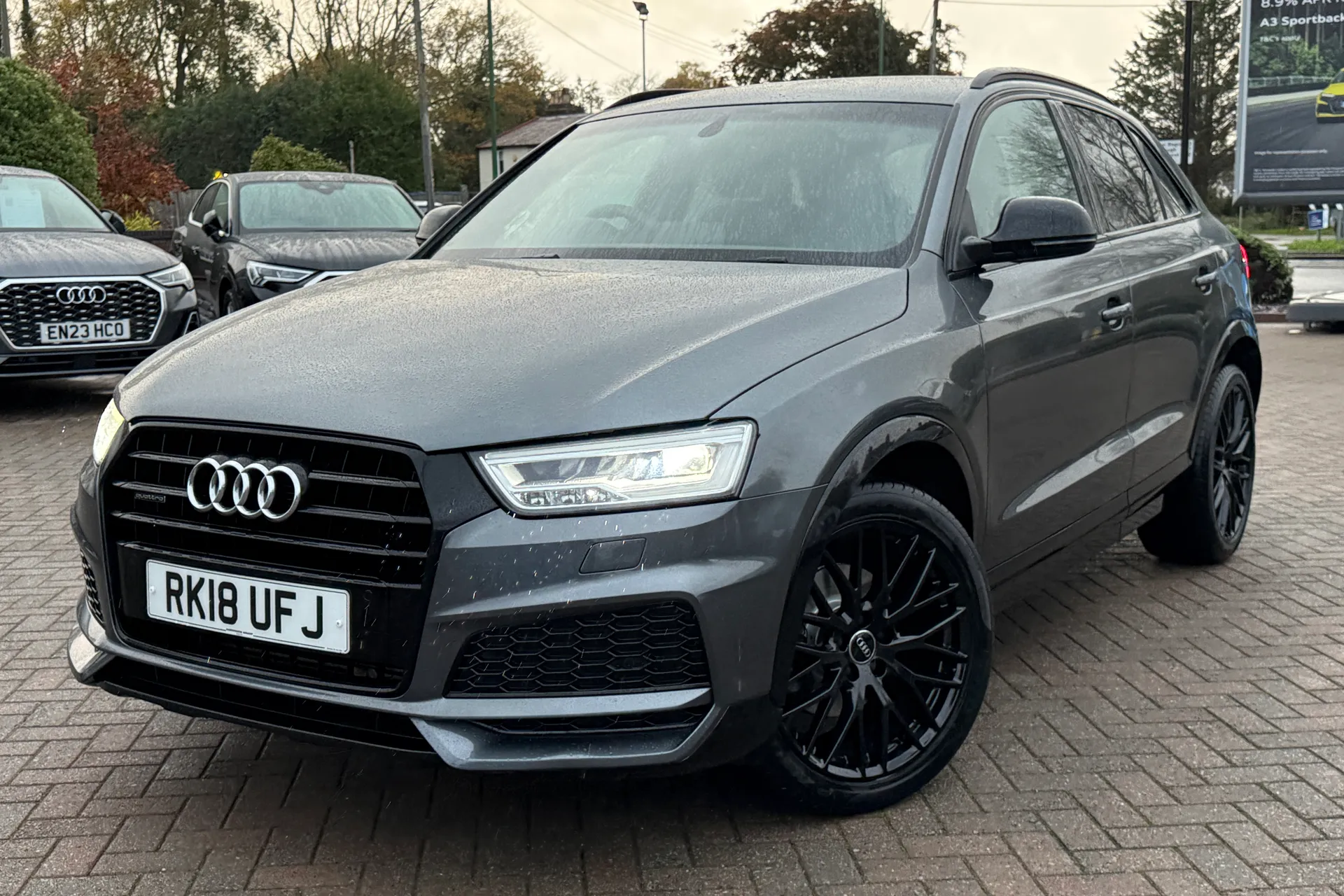 Audi Q3 thumbnail image number 22