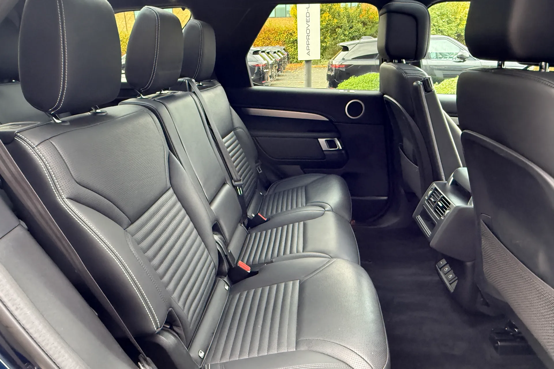 LAND ROVER DISCOVERY thumbnail image number 34