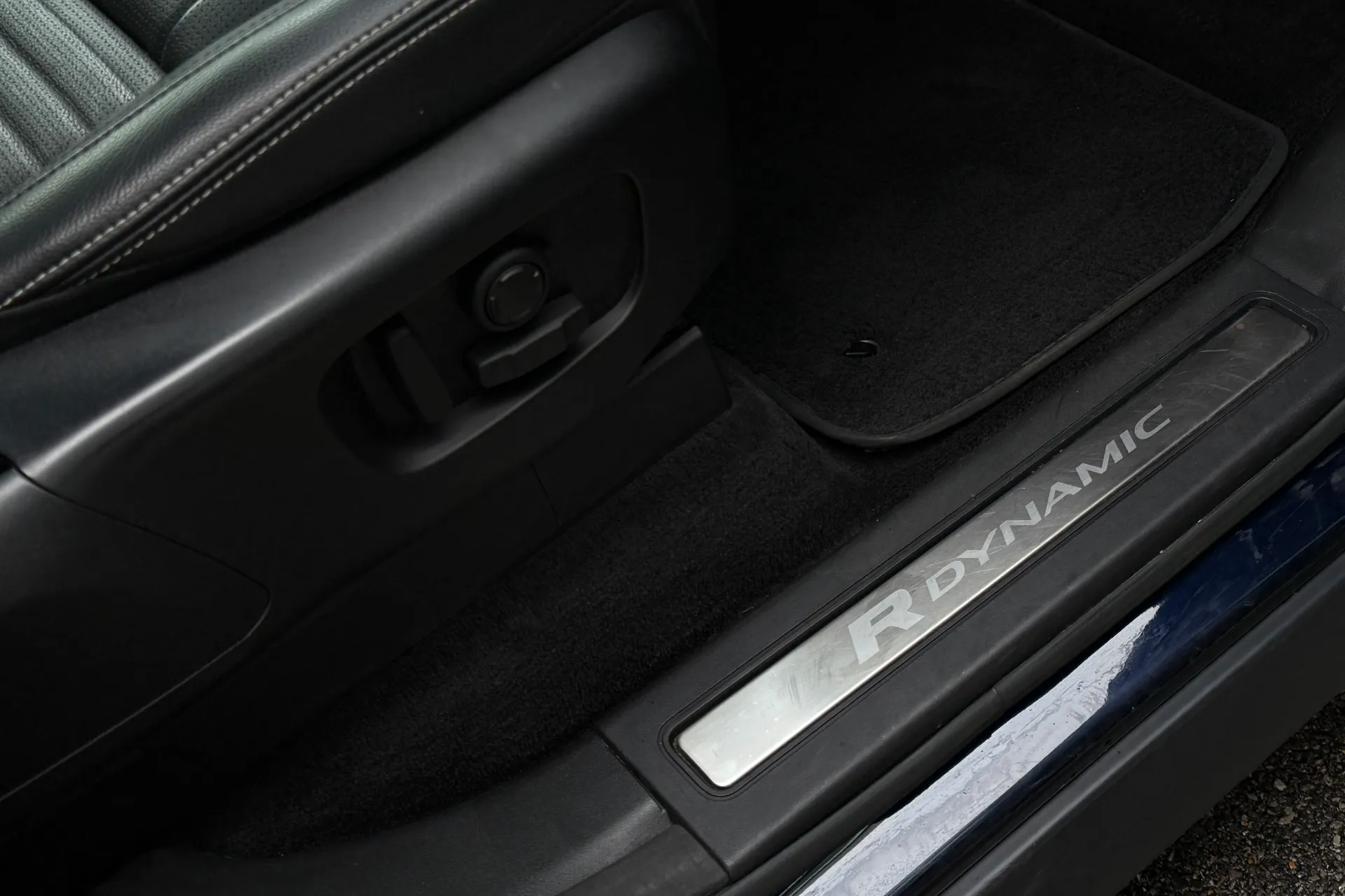 LAND ROVER DISCOVERY thumbnail image number 39