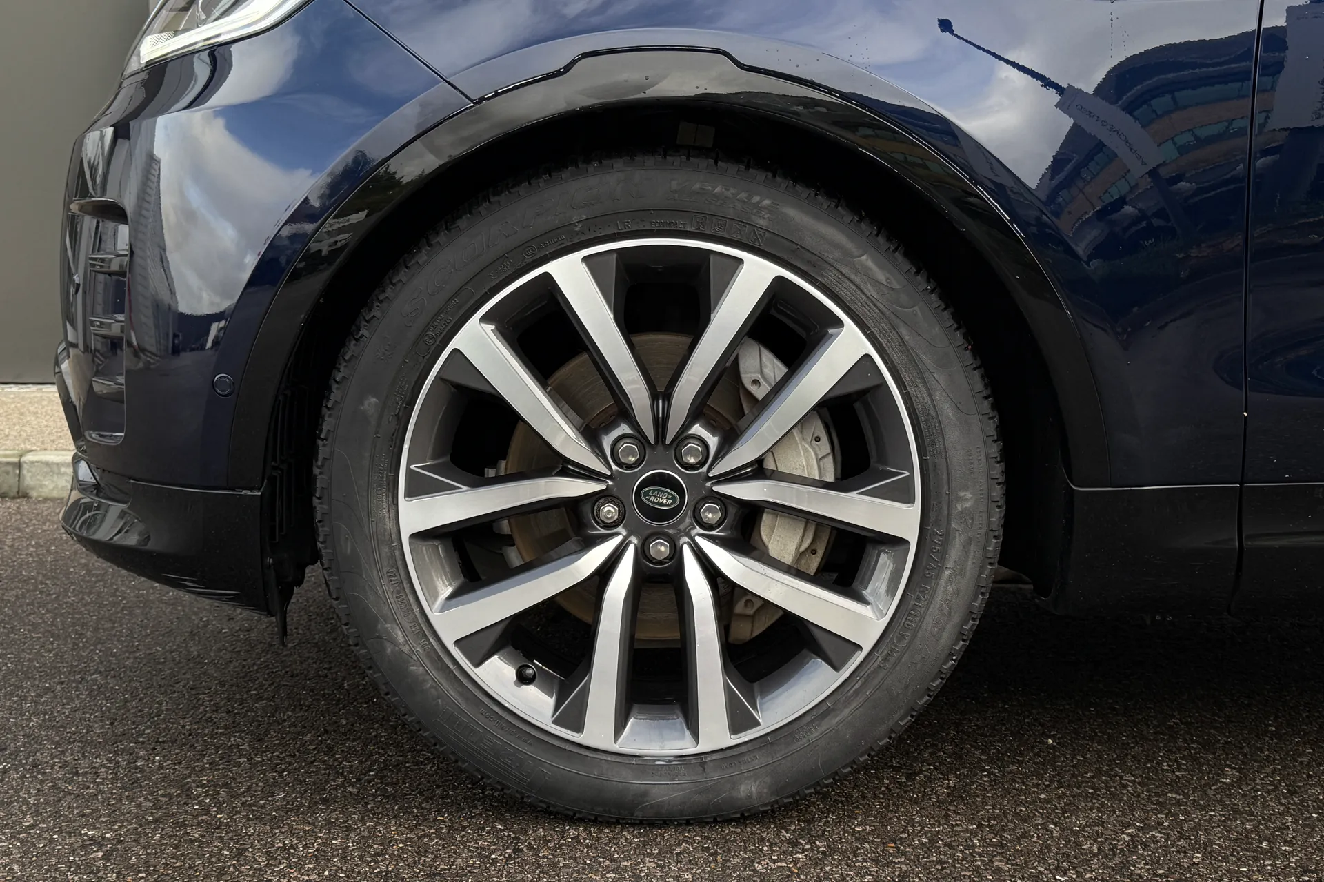 LAND ROVER DISCOVERY thumbnail image number 18