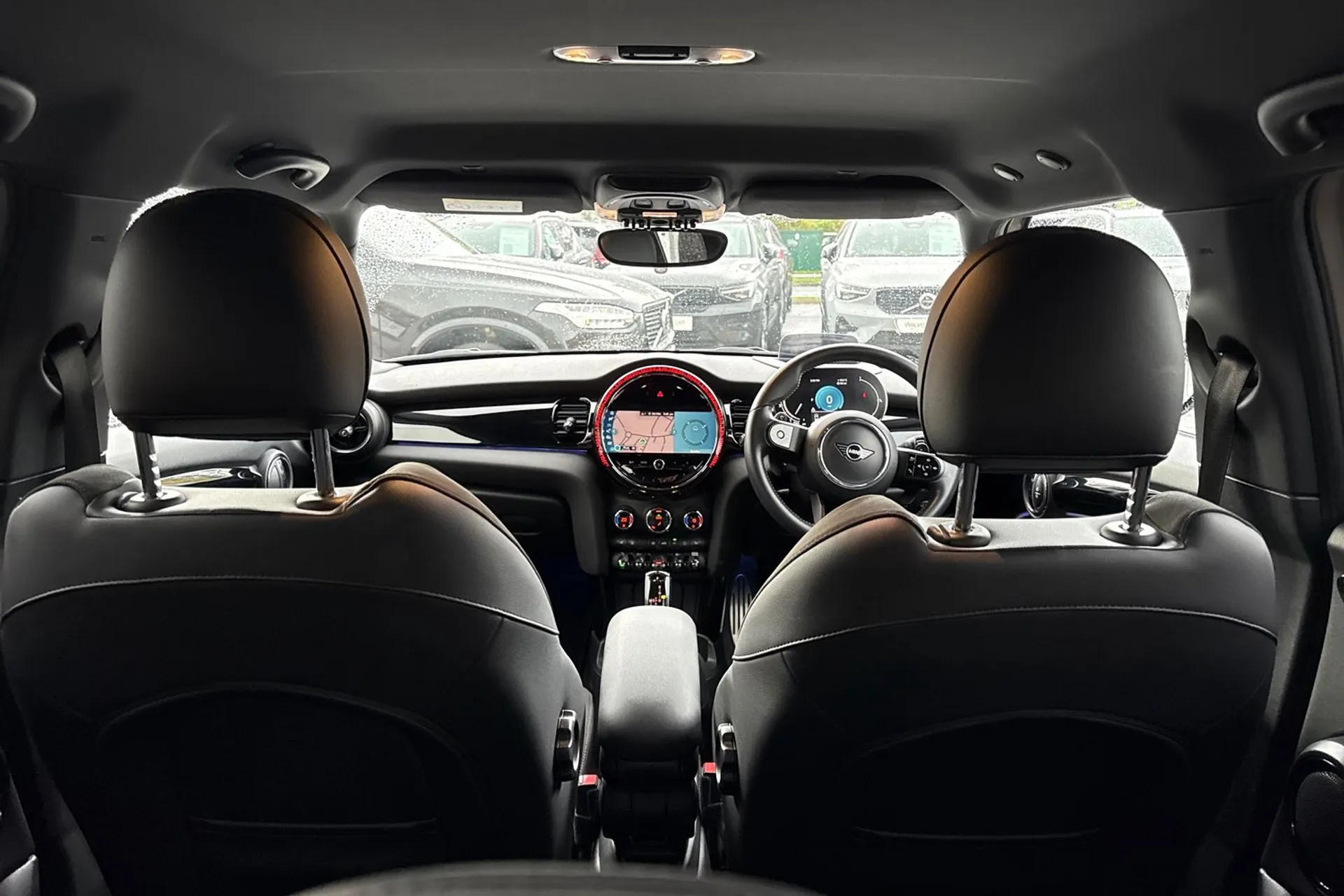 MINI HATCHBACK thumbnail image number 20