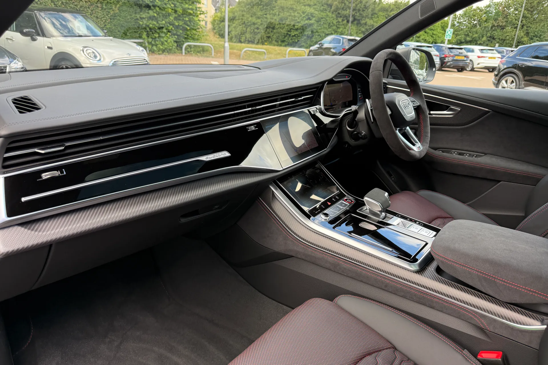 Audi RS Q8 thumbnail image number 55