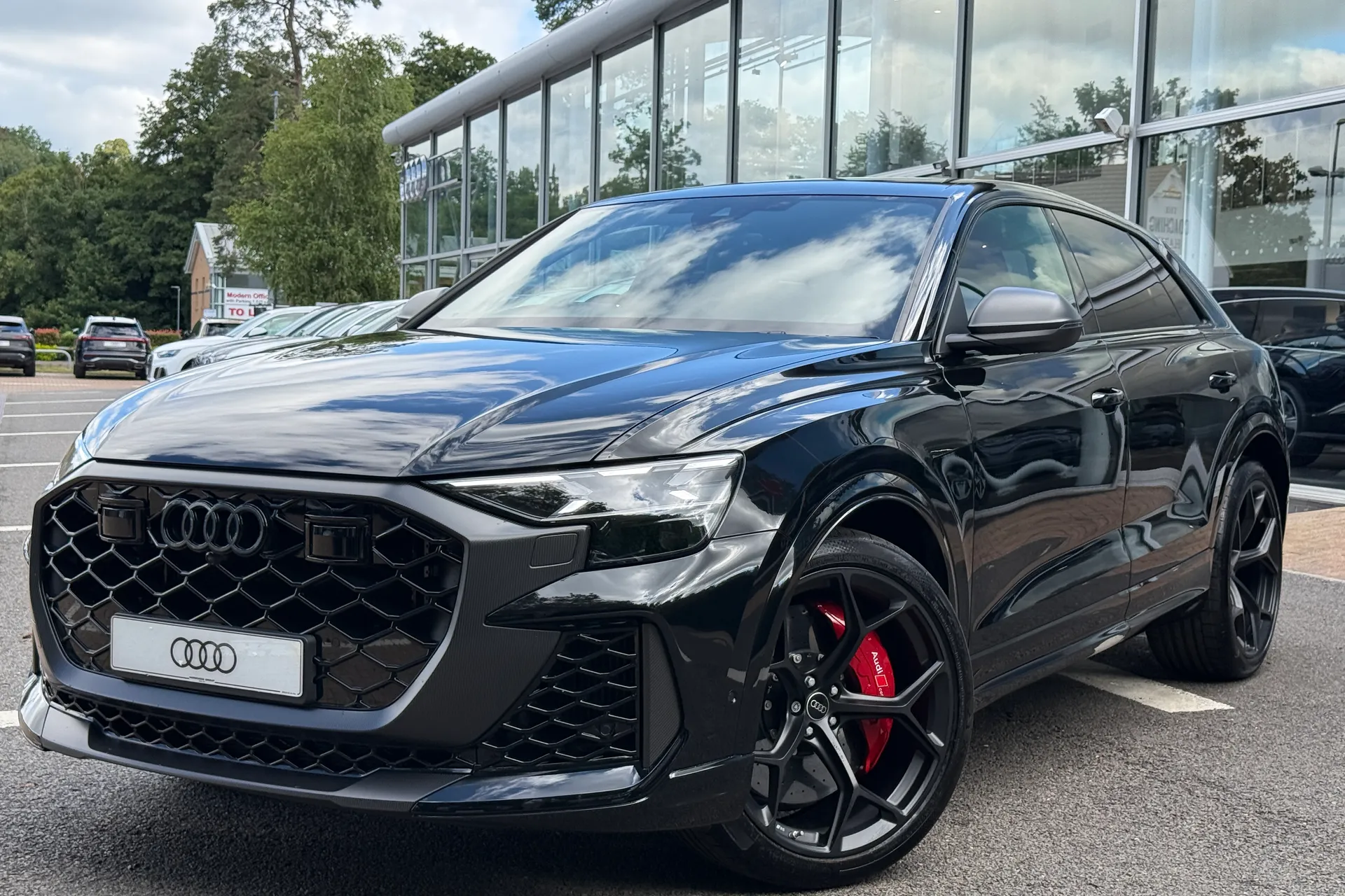 Audi RS Q8 thumbnail image number 58