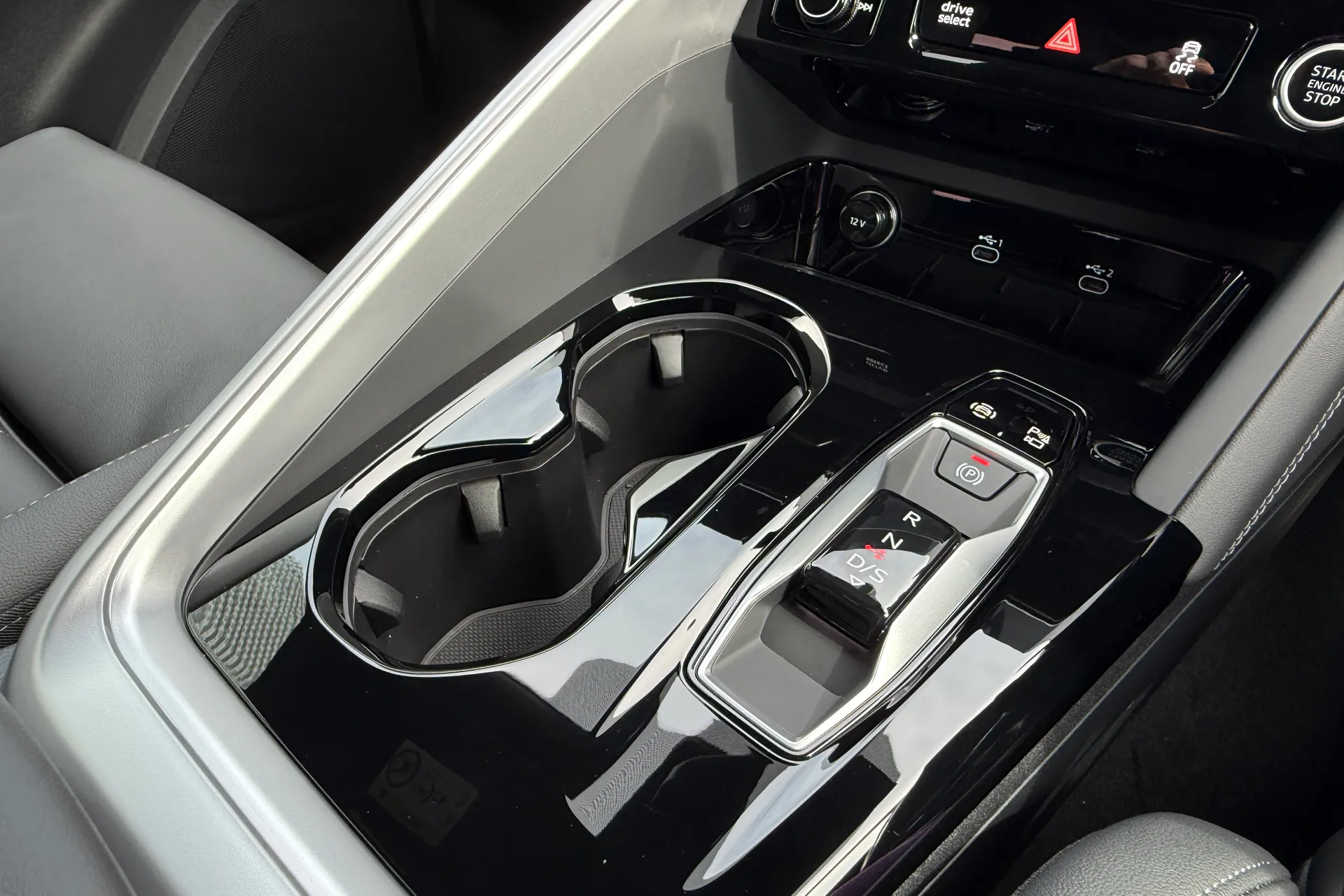 Audi Q5 thumbnail image number 23