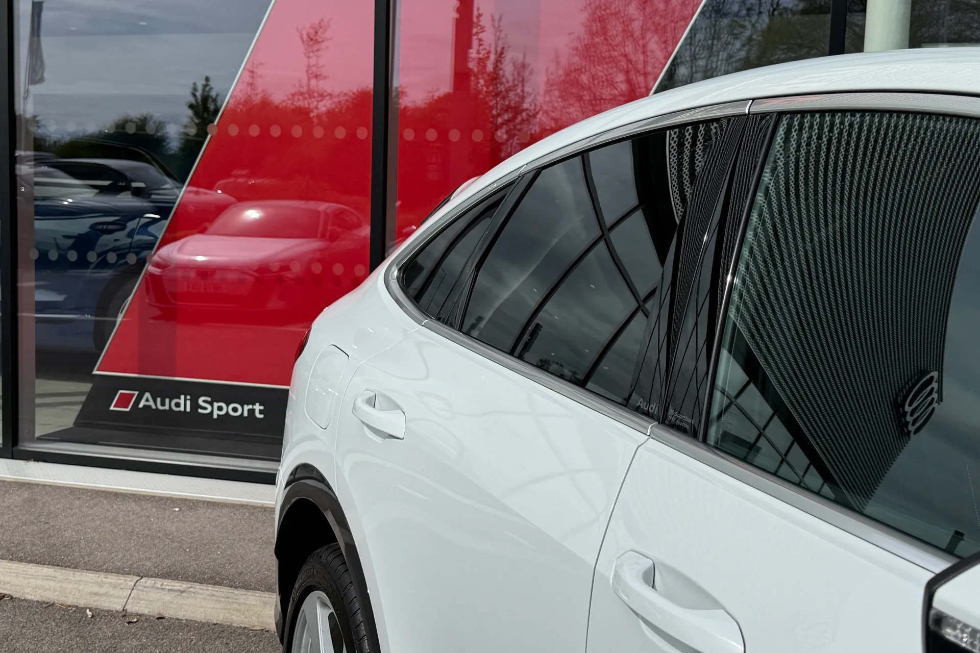 Audi Q5 thumbnail image number 11