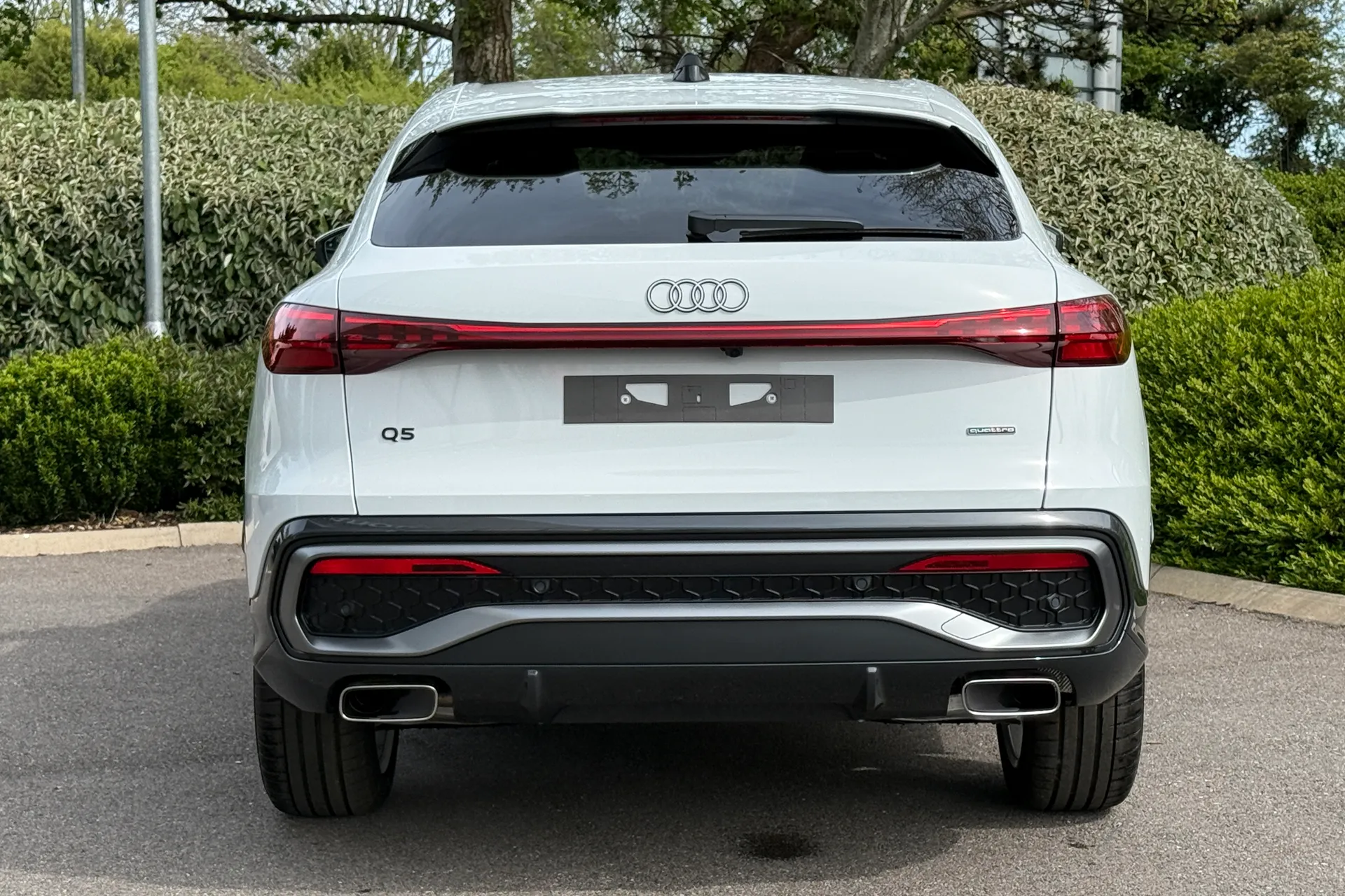 Audi Q5 thumbnail image number 17