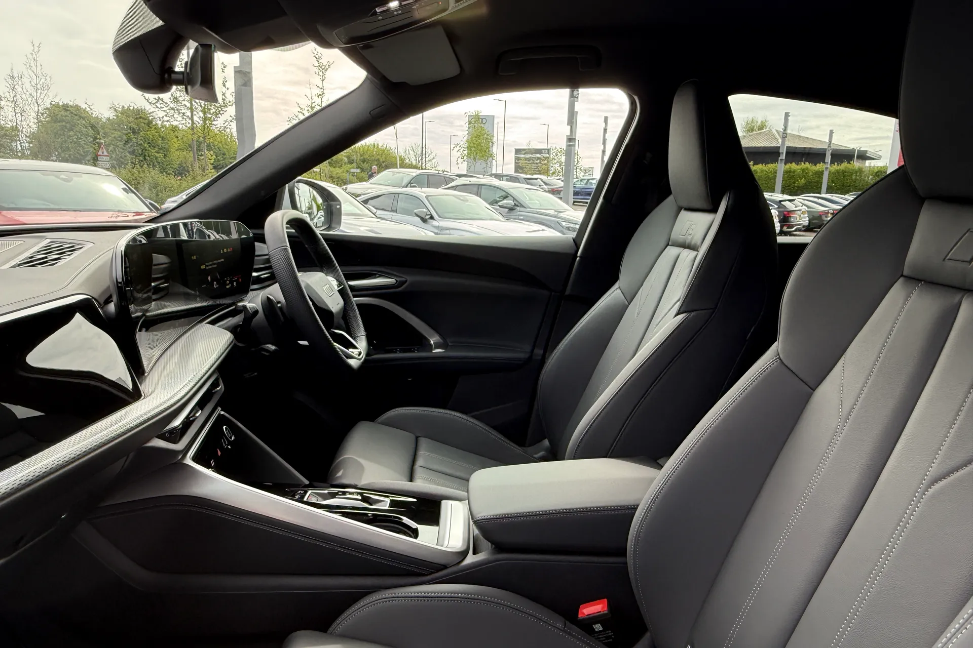 Audi Q5 thumbnail image number 40