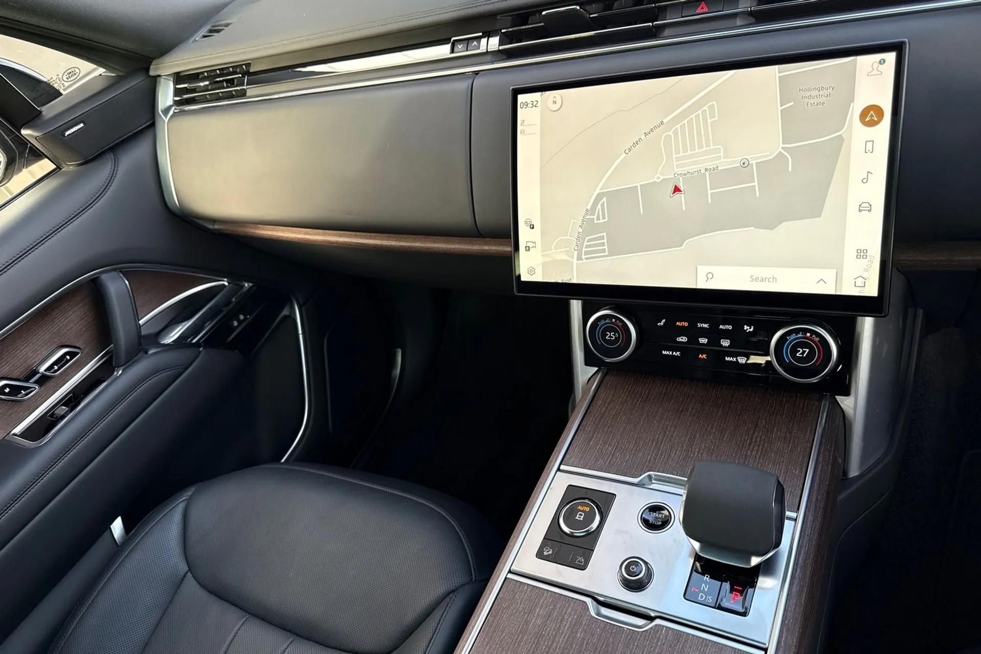 LAND ROVER RANGE ROVER thumbnail image number 29