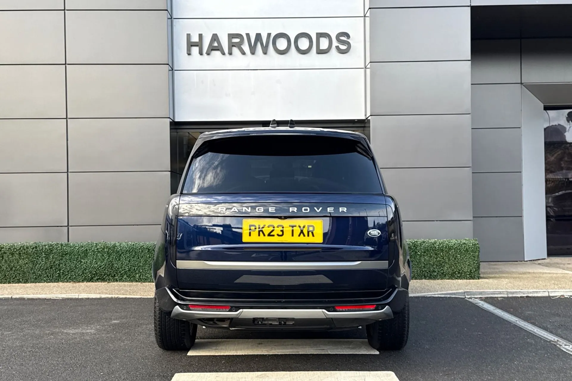 LAND ROVER RANGE ROVER thumbnail image number 8