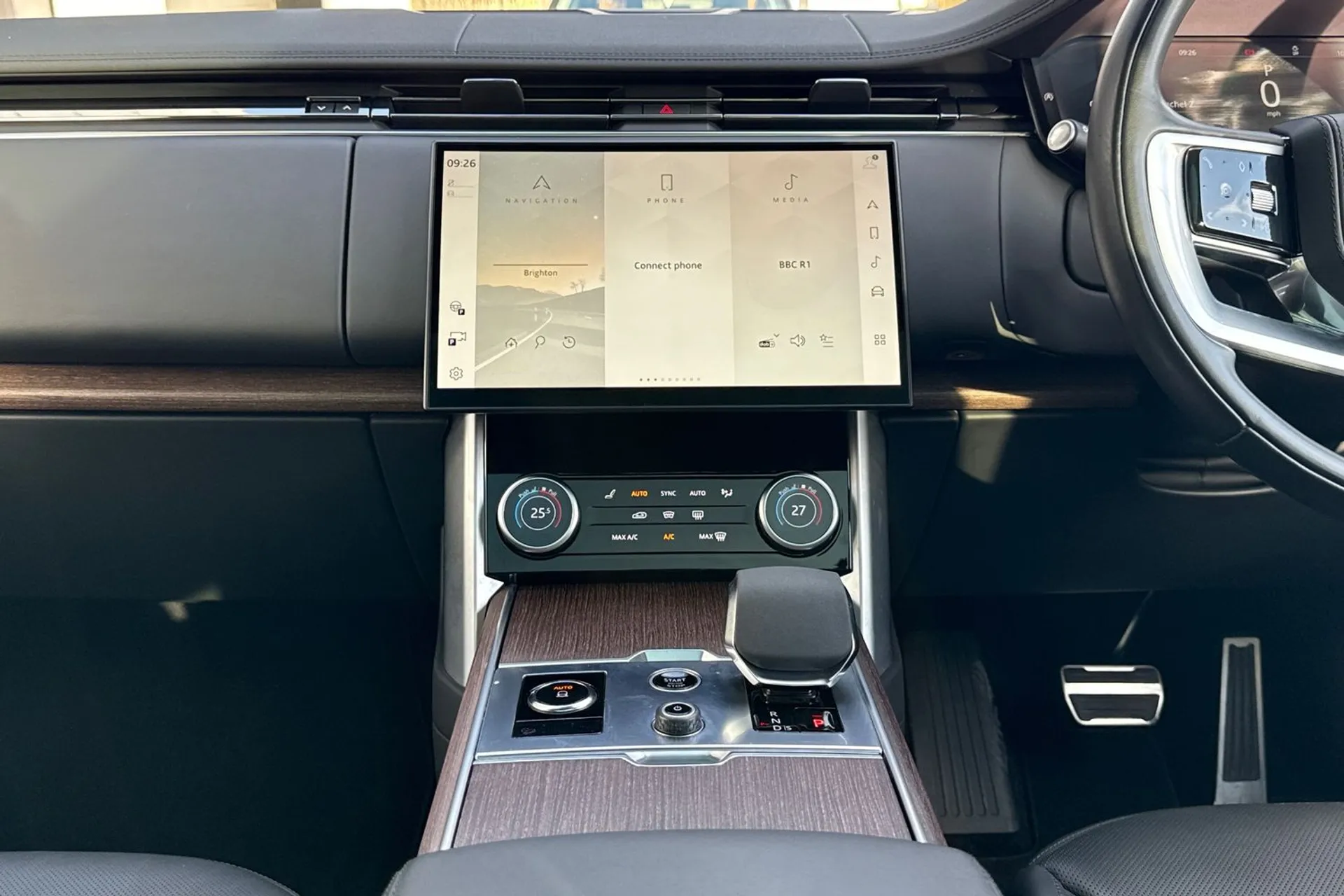 LAND ROVER RANGE ROVER thumbnail image number 28