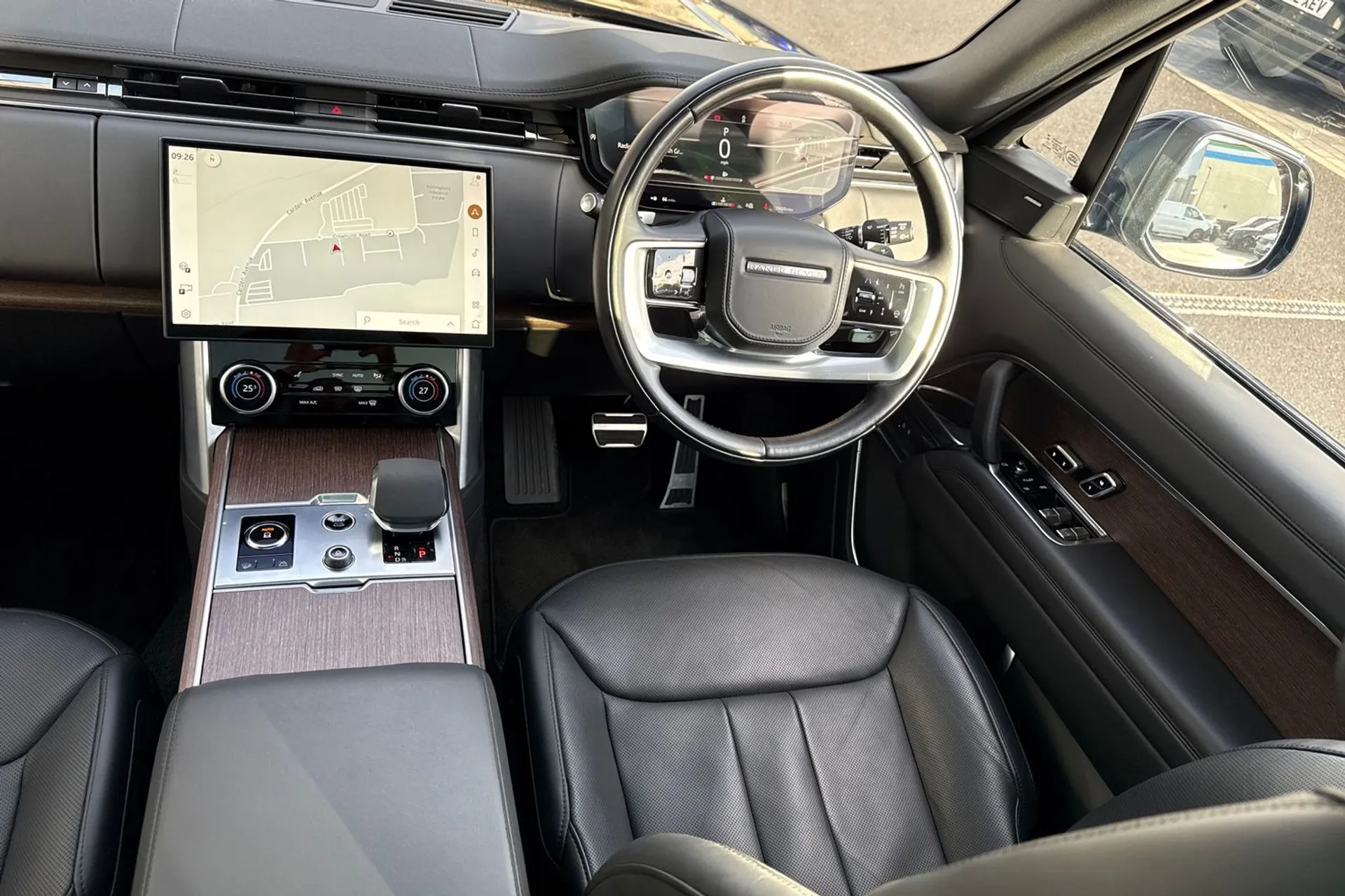 LAND ROVER RANGE ROVER thumbnail image number 45