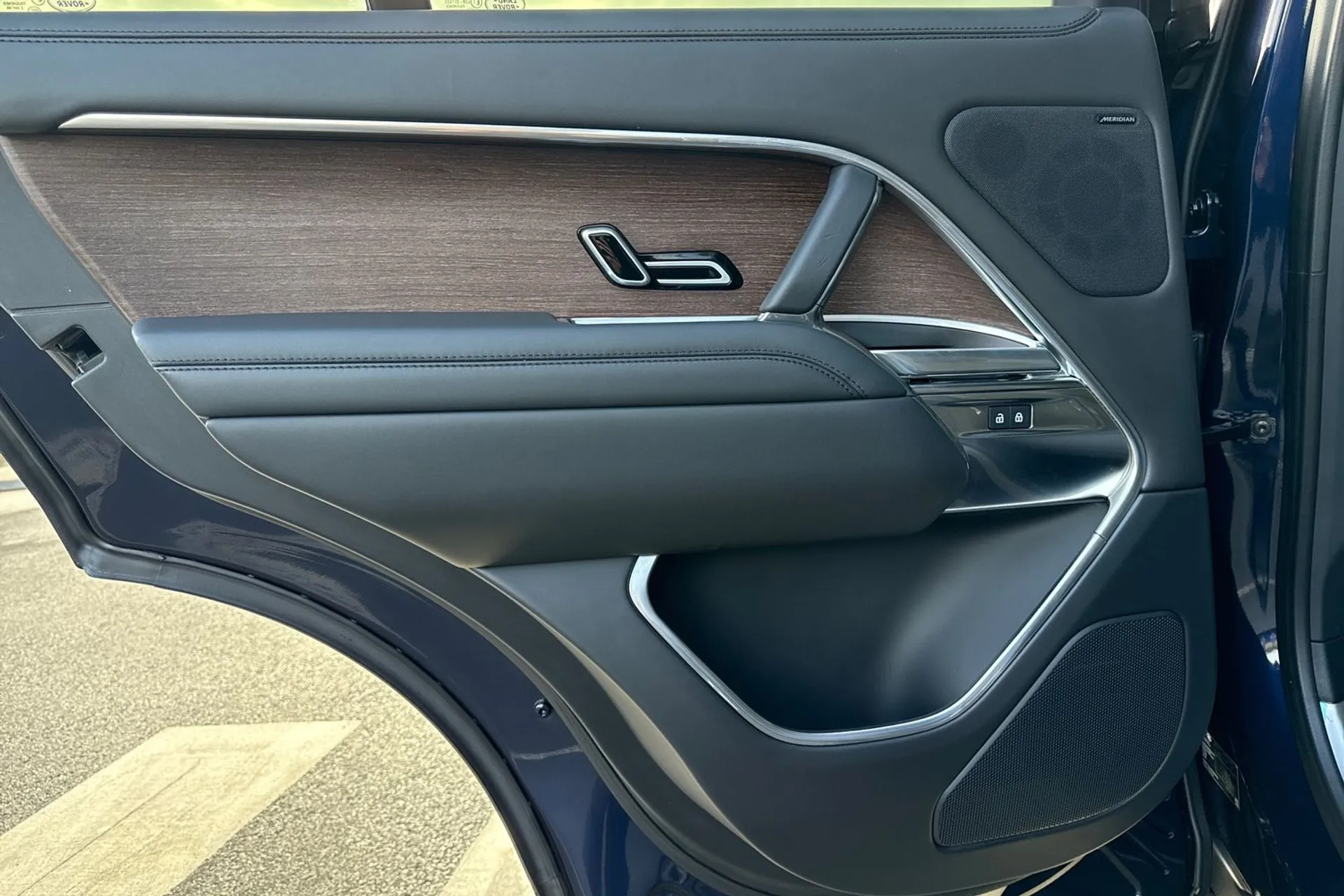 LAND ROVER RANGE ROVER thumbnail image number 52