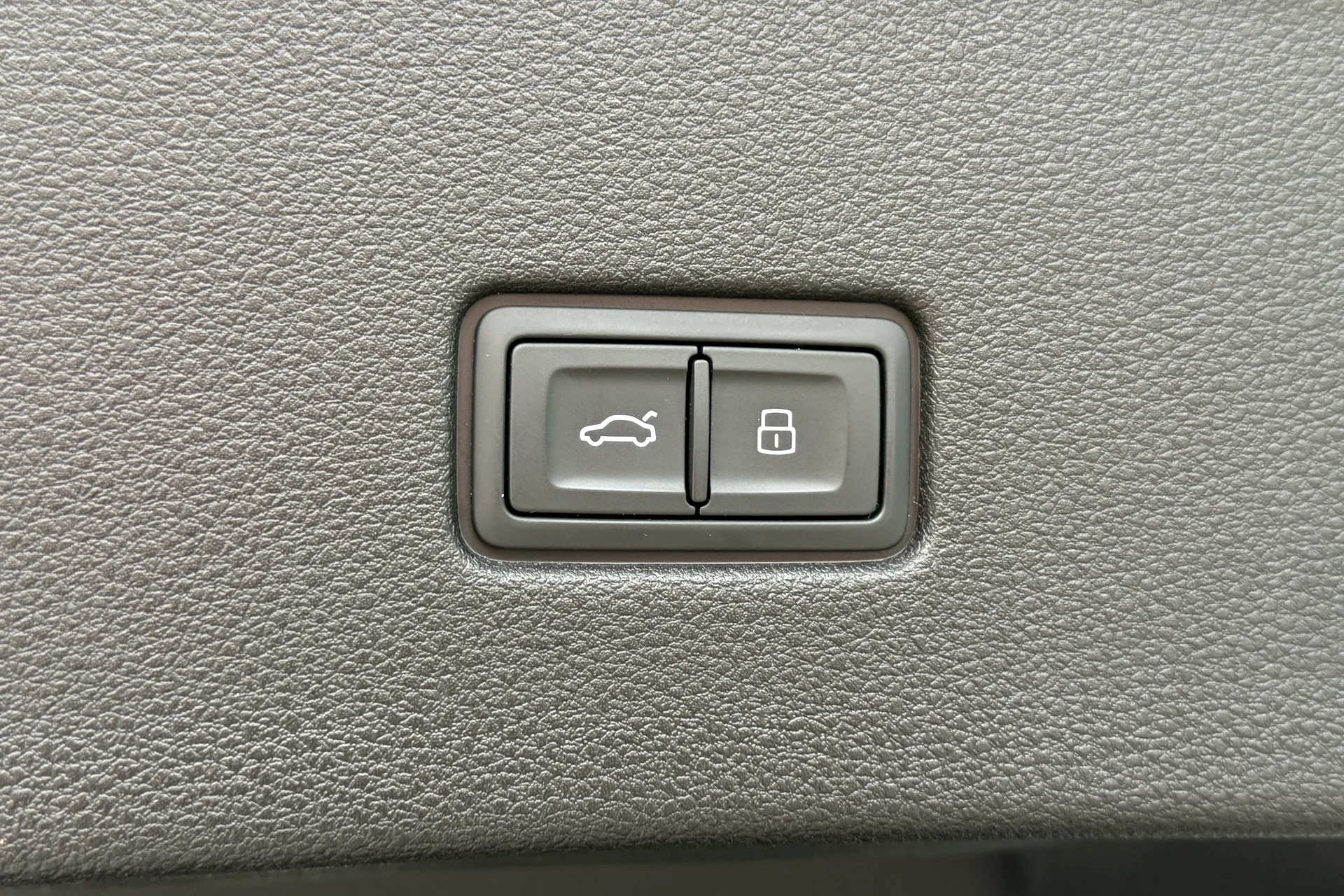 Audi Q8 thumbnail image number 50