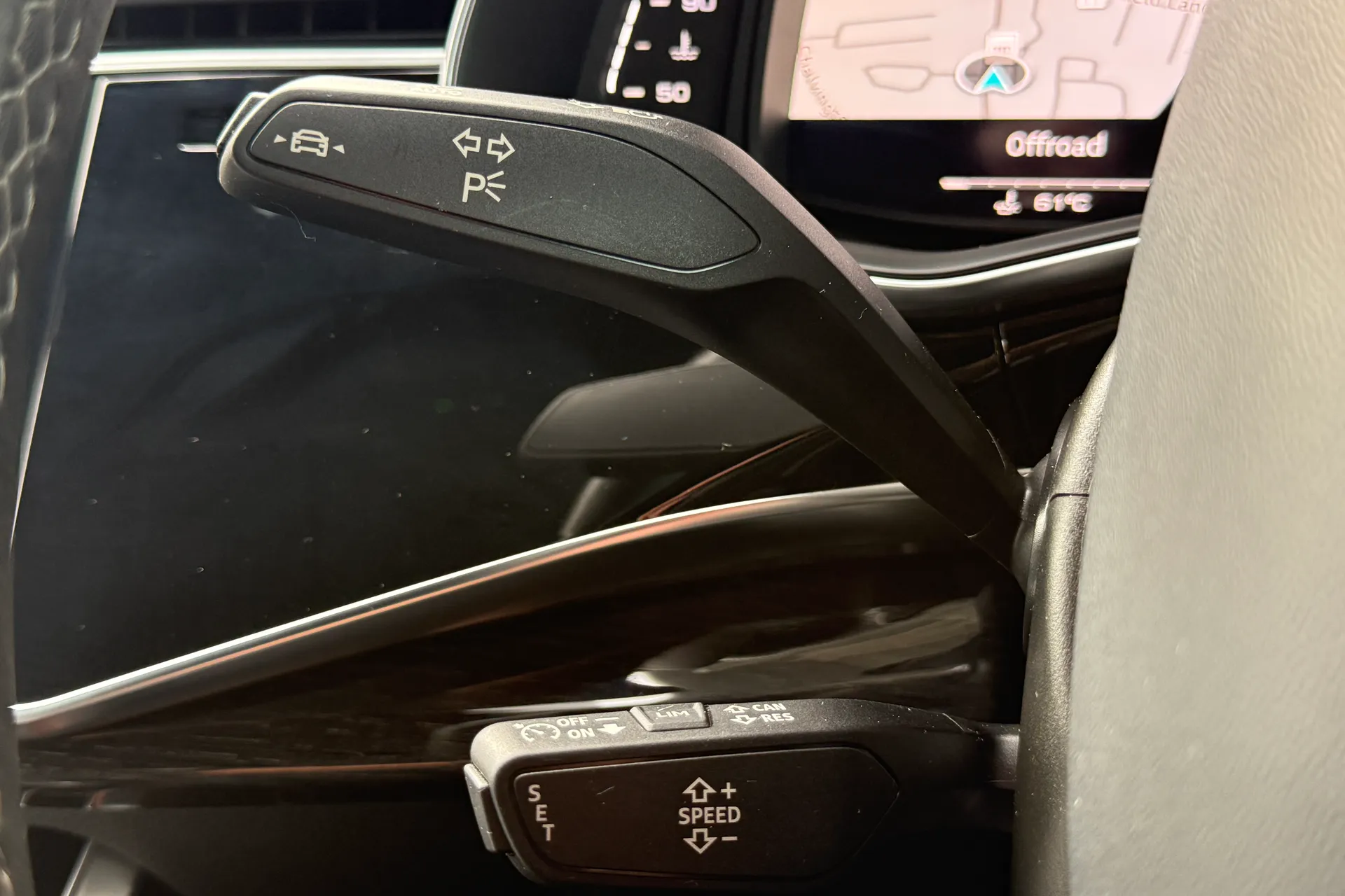 Audi Q8 thumbnail image number 15