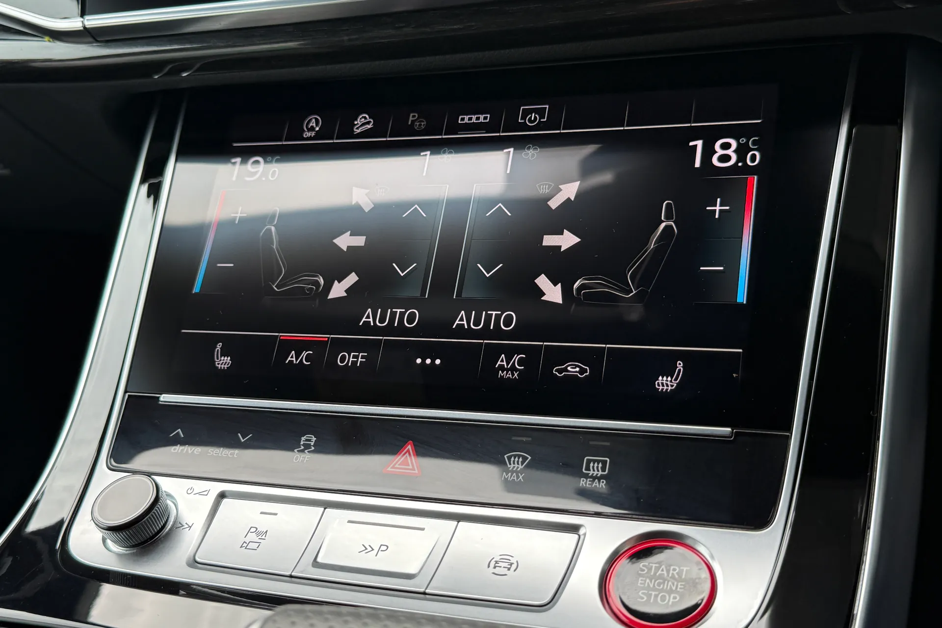 Audi Q8 thumbnail image number 21