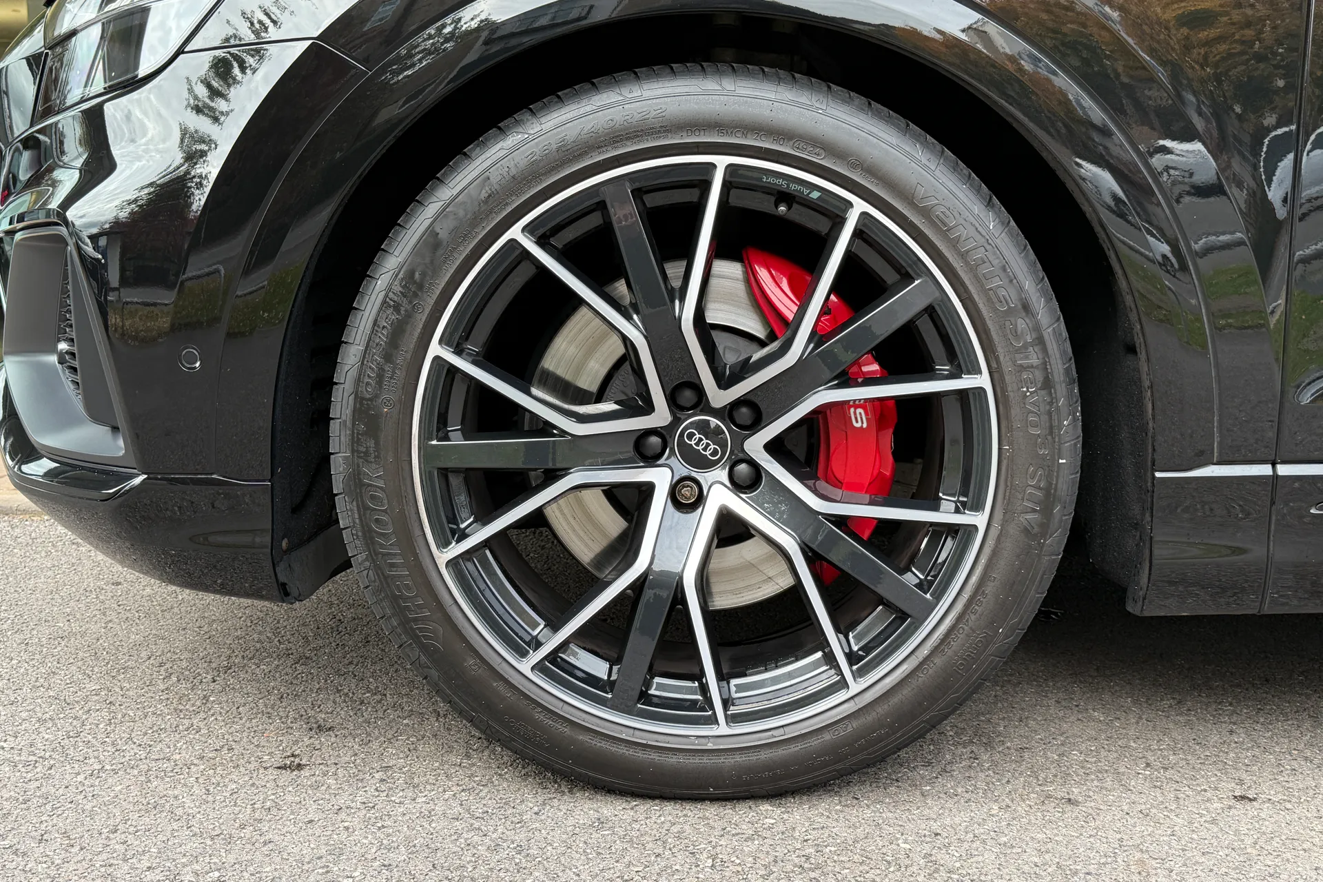 Audi Q8 thumbnail image number 7