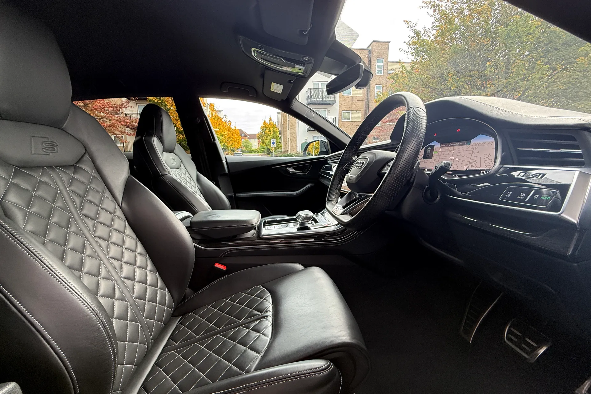 Audi Q8 thumbnail image number 33