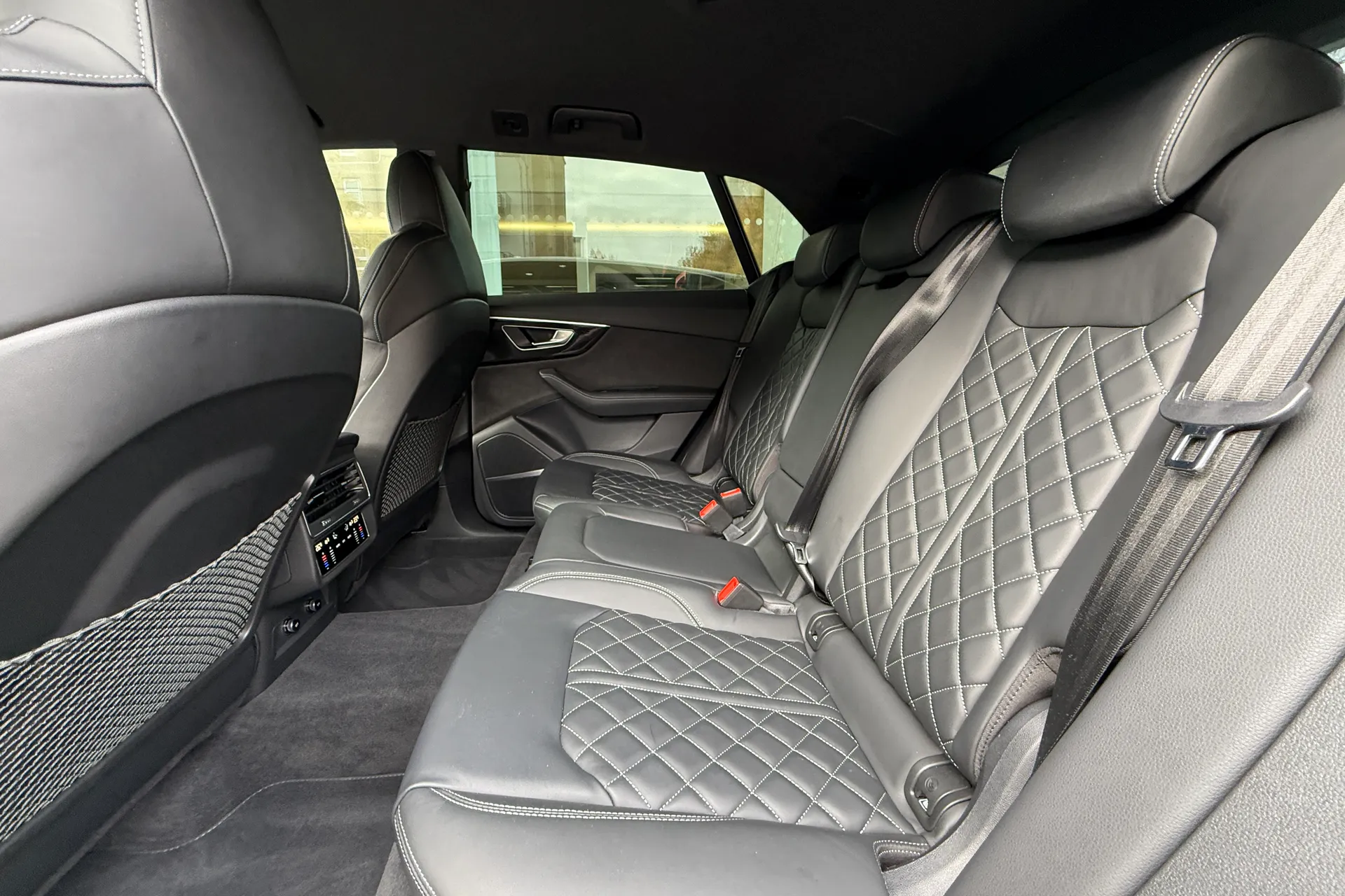 Audi Q8 thumbnail image number 56