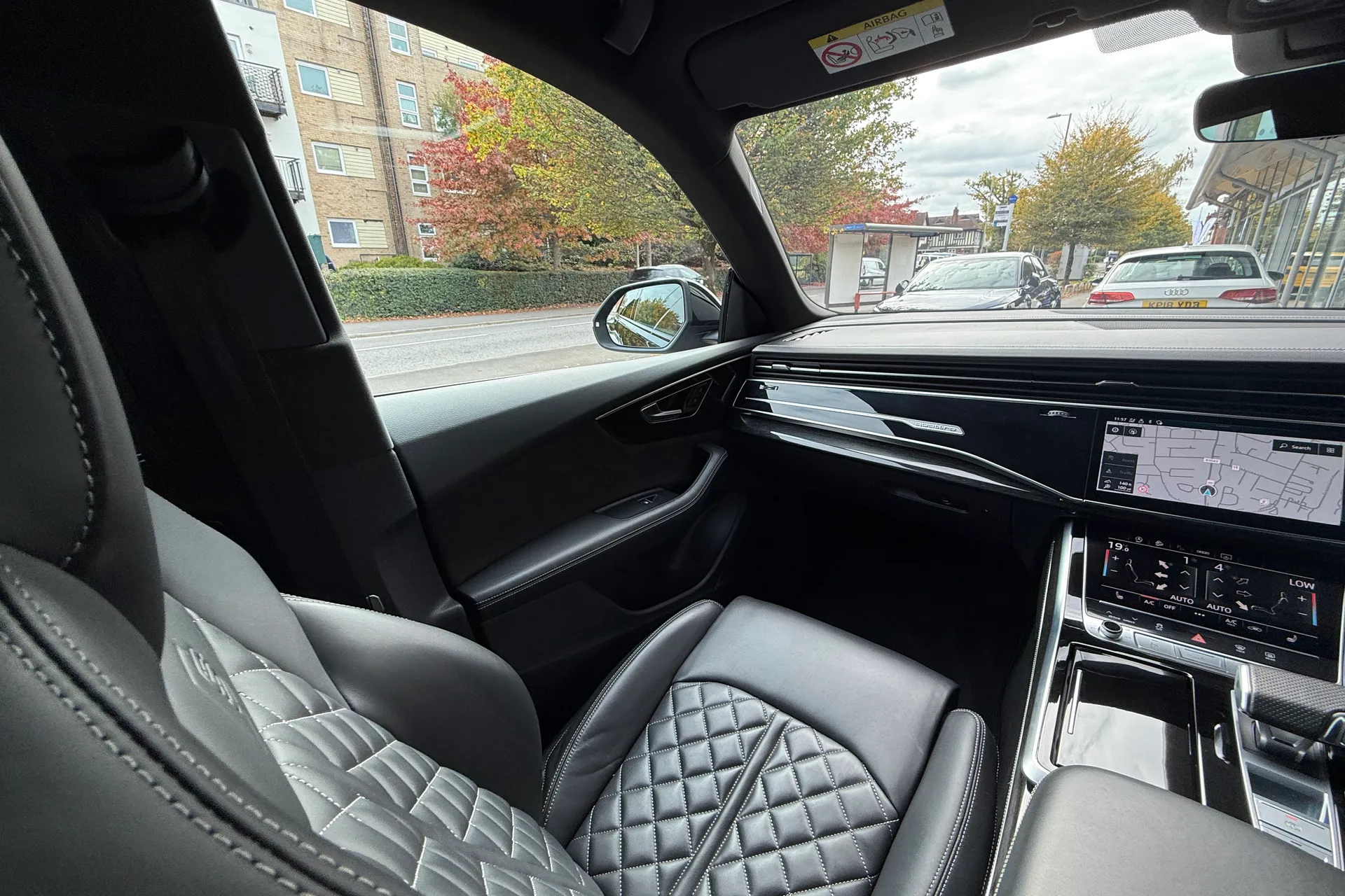 Audi Q8 thumbnail image number 42