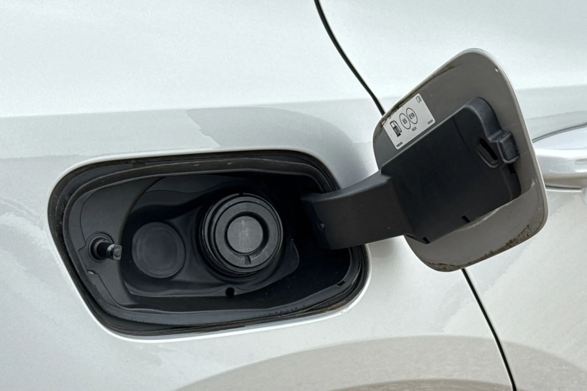 Volvo XC40 thumbnail image number 19