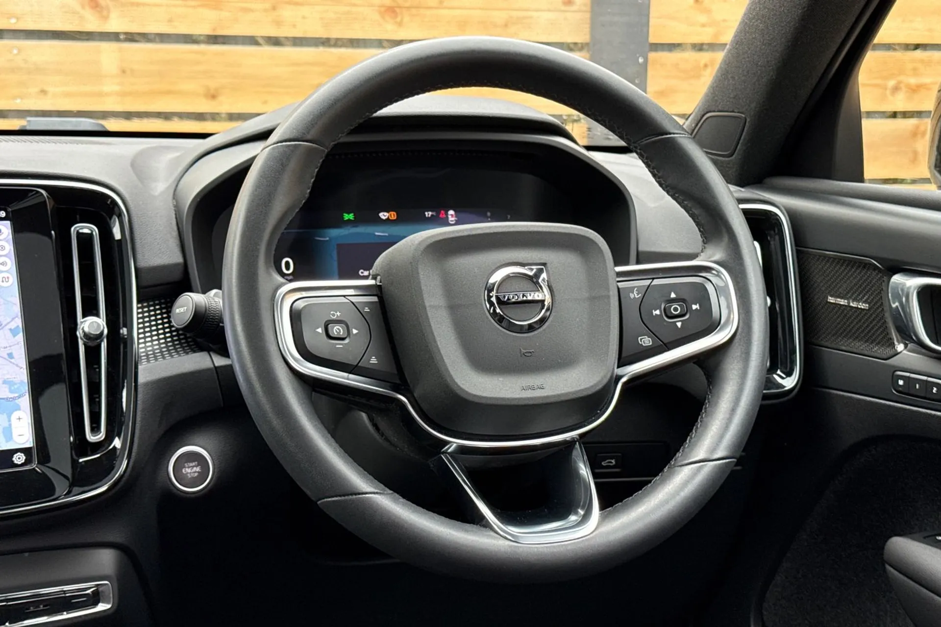 Volvo XC40 thumbnail image number 33