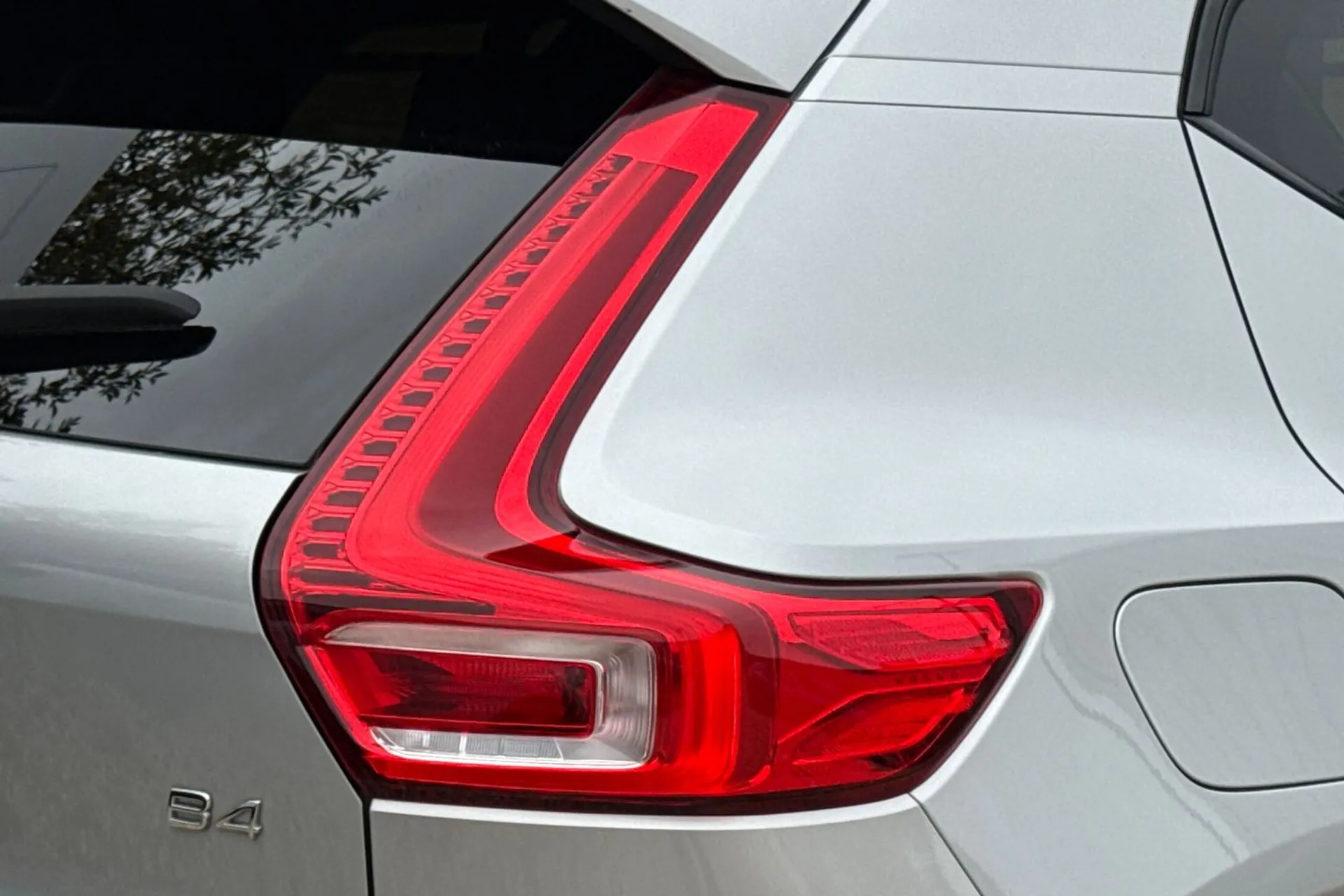 Volvo XC40 thumbnail image number 44