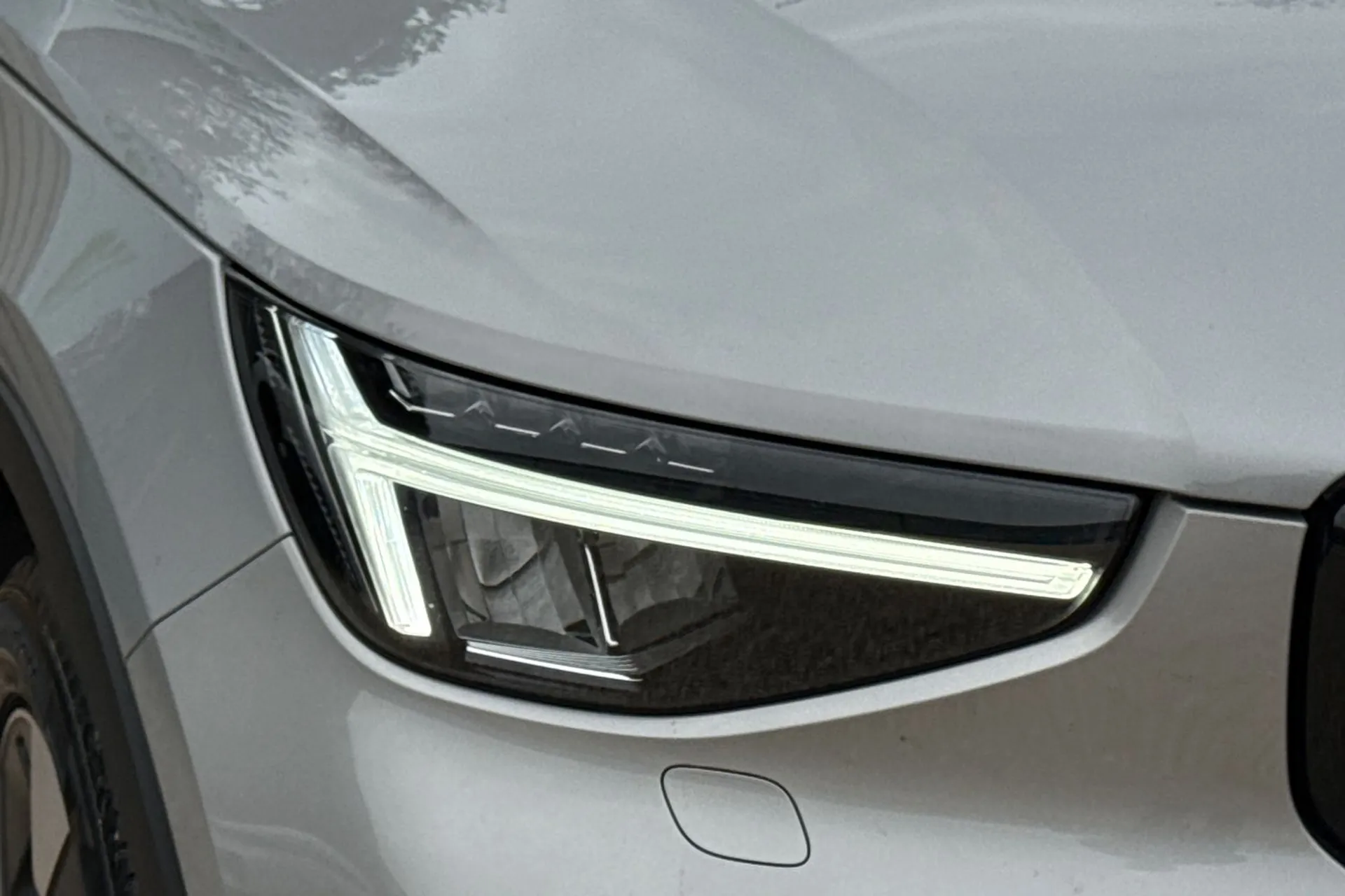 Volvo XC40 thumbnail image number 42