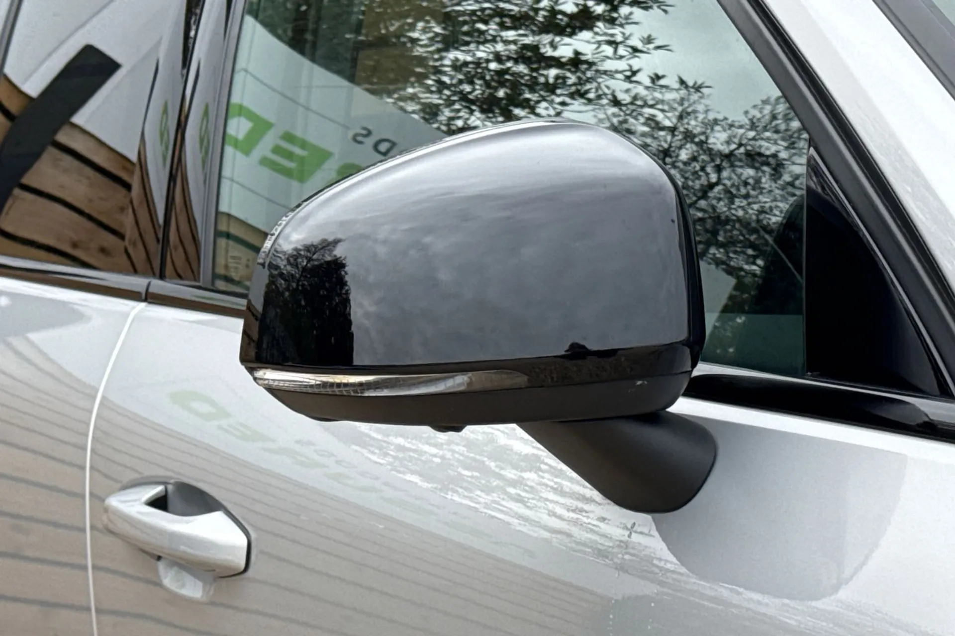 Volvo XC40 thumbnail image number 43