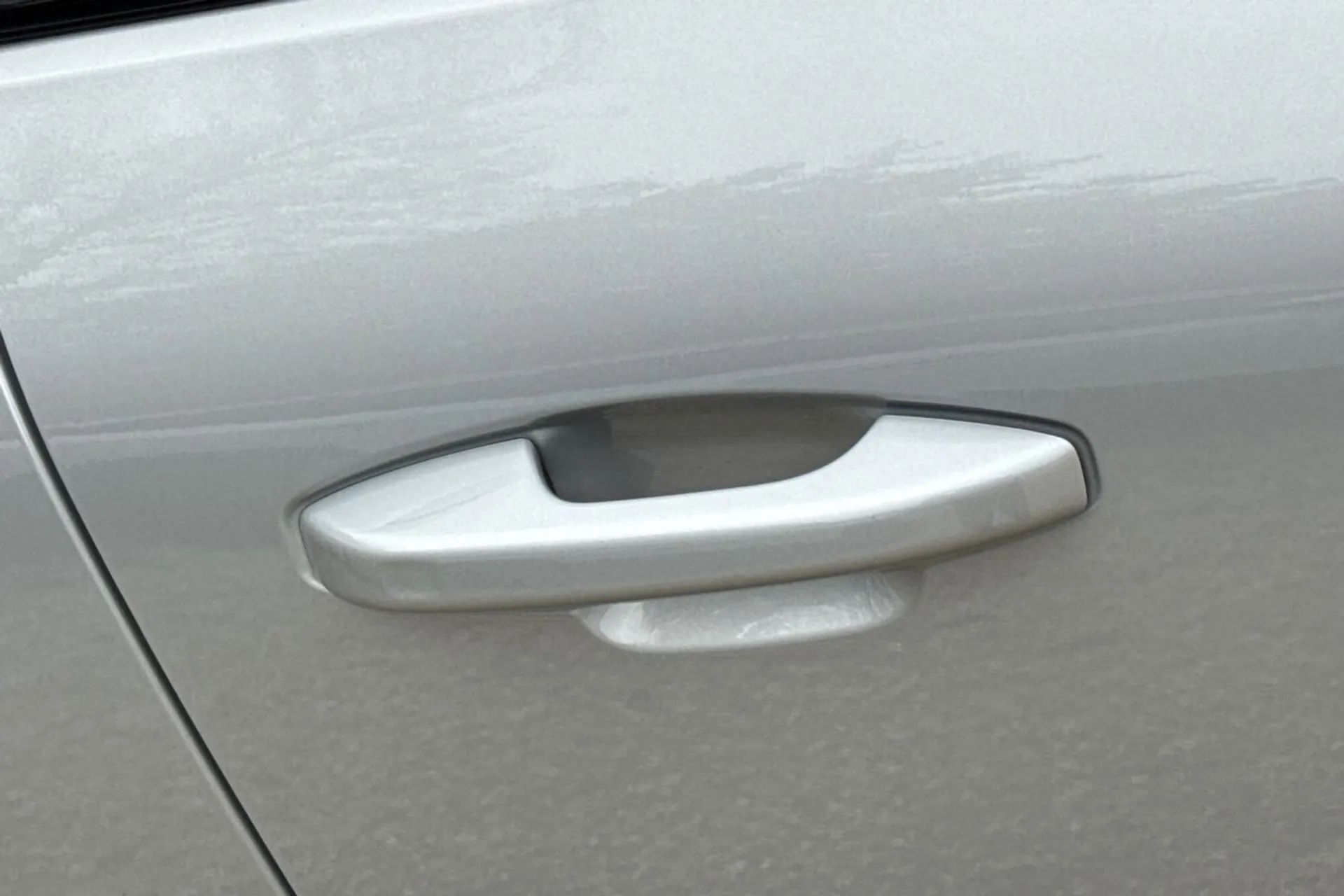 Volvo XC40 thumbnail image number 17