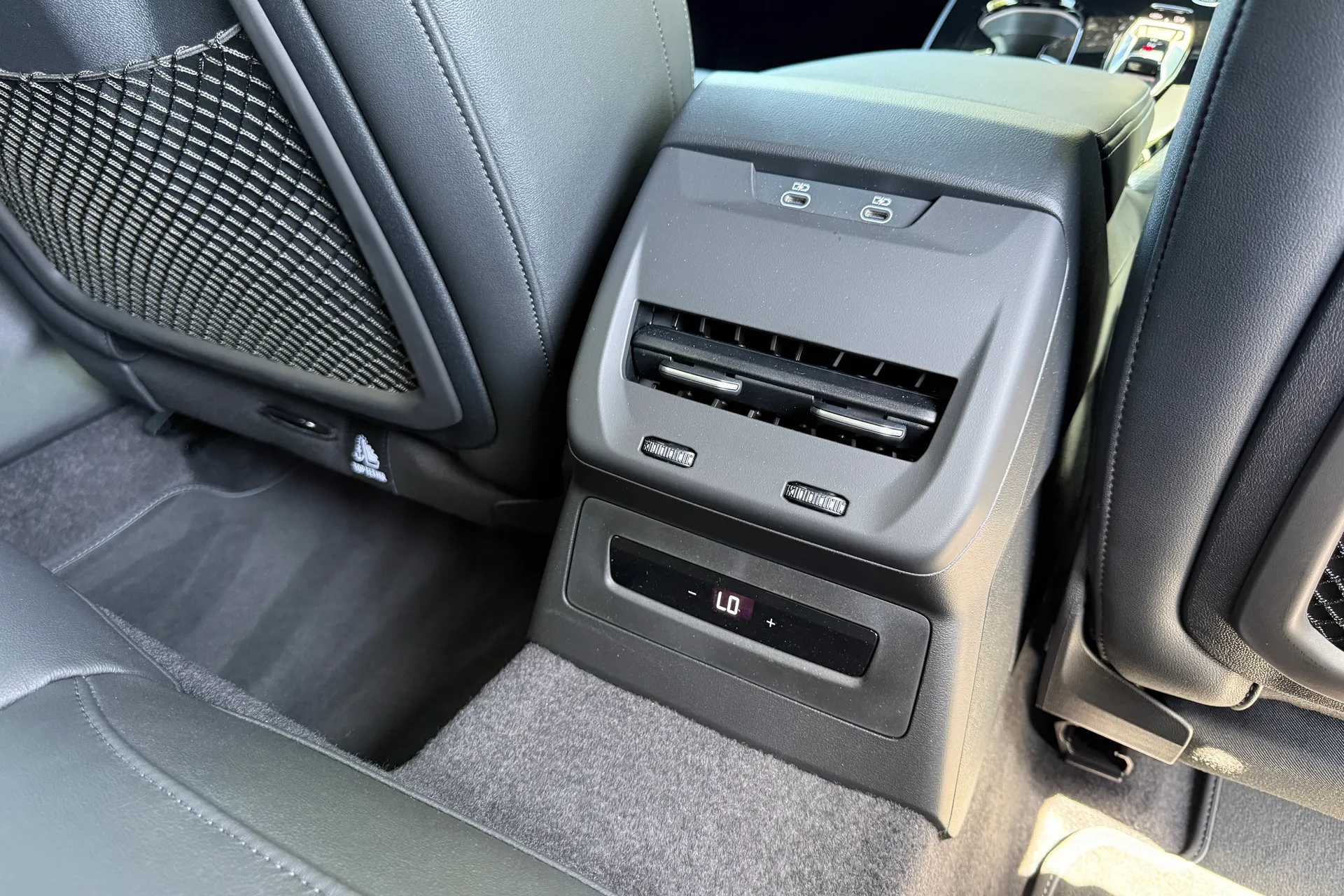 Audi A5 thumbnail image number 39